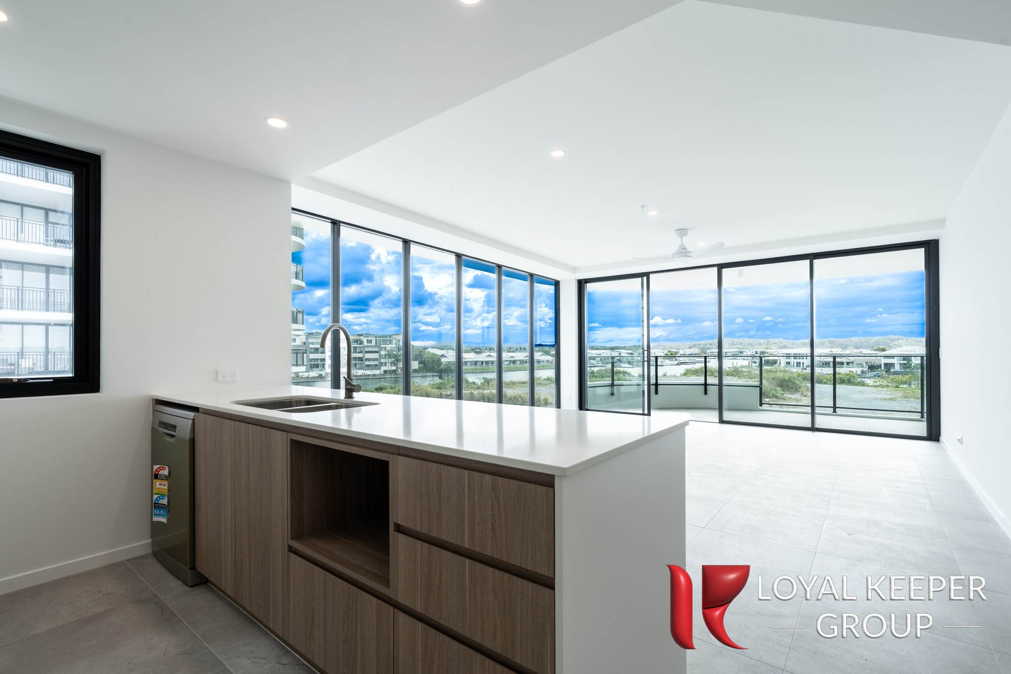 2301/10 Sickle Avenue, Hope Island, Qld, 4212 - Image 1