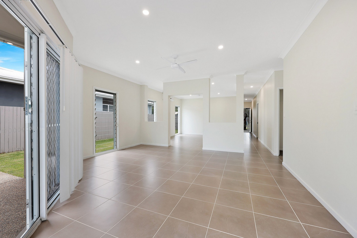 7 Swan View Court, Toogoom, Qld, 4655 - Image 4