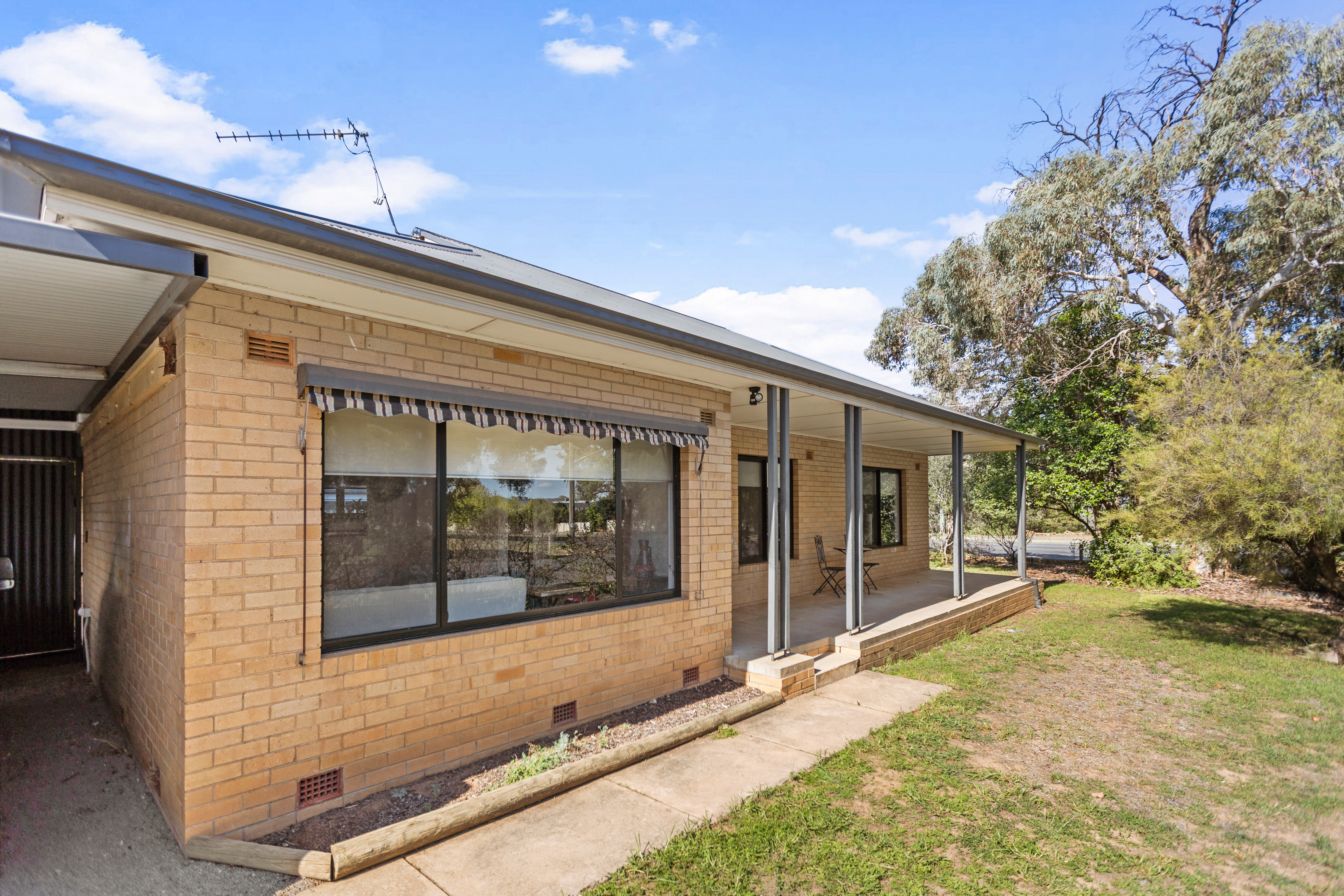 510 Kooringal Road, Lake Albert, NSW 2650 - Image 2