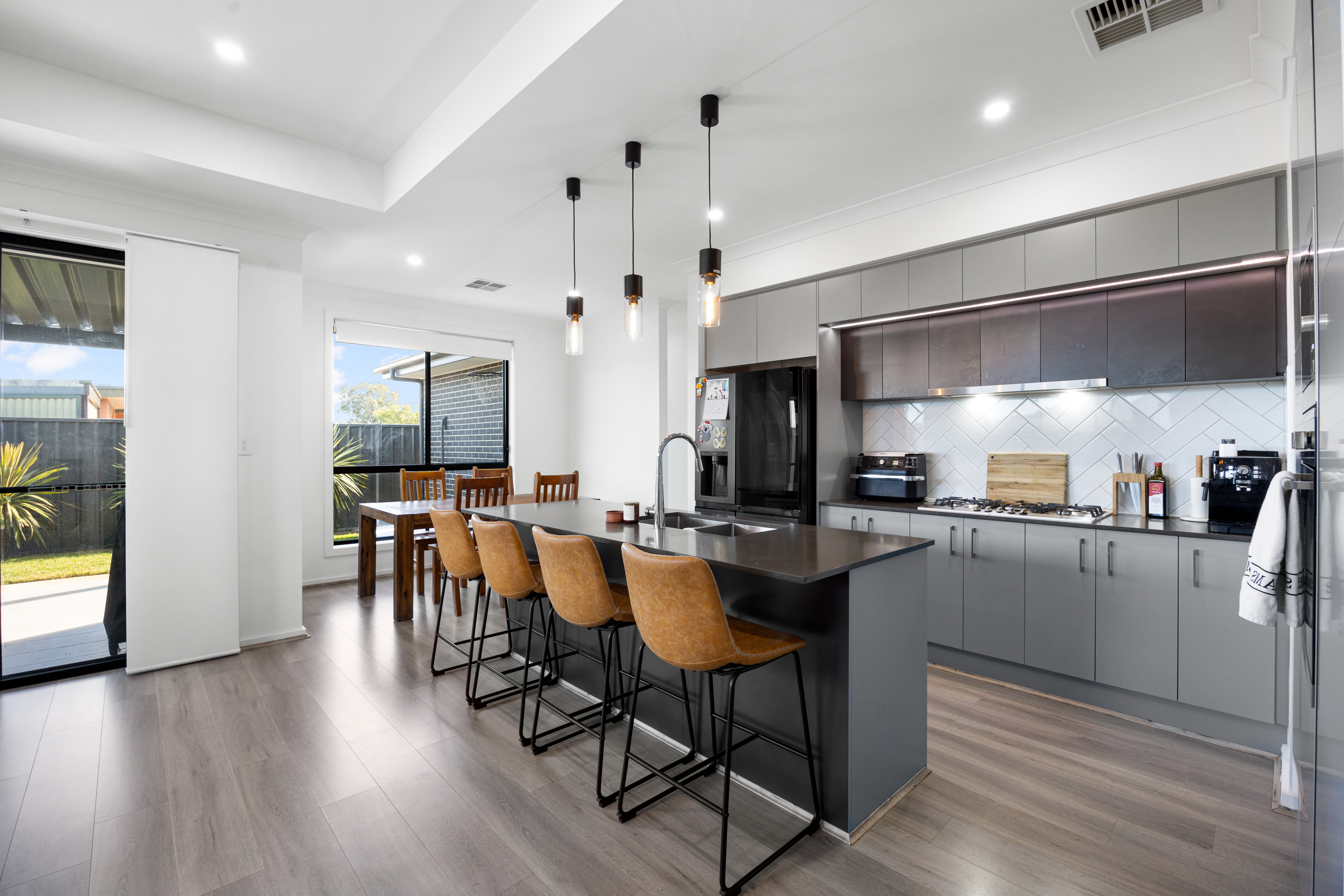 15 AVIS COURT, Valley View SA 5093 - Image 4