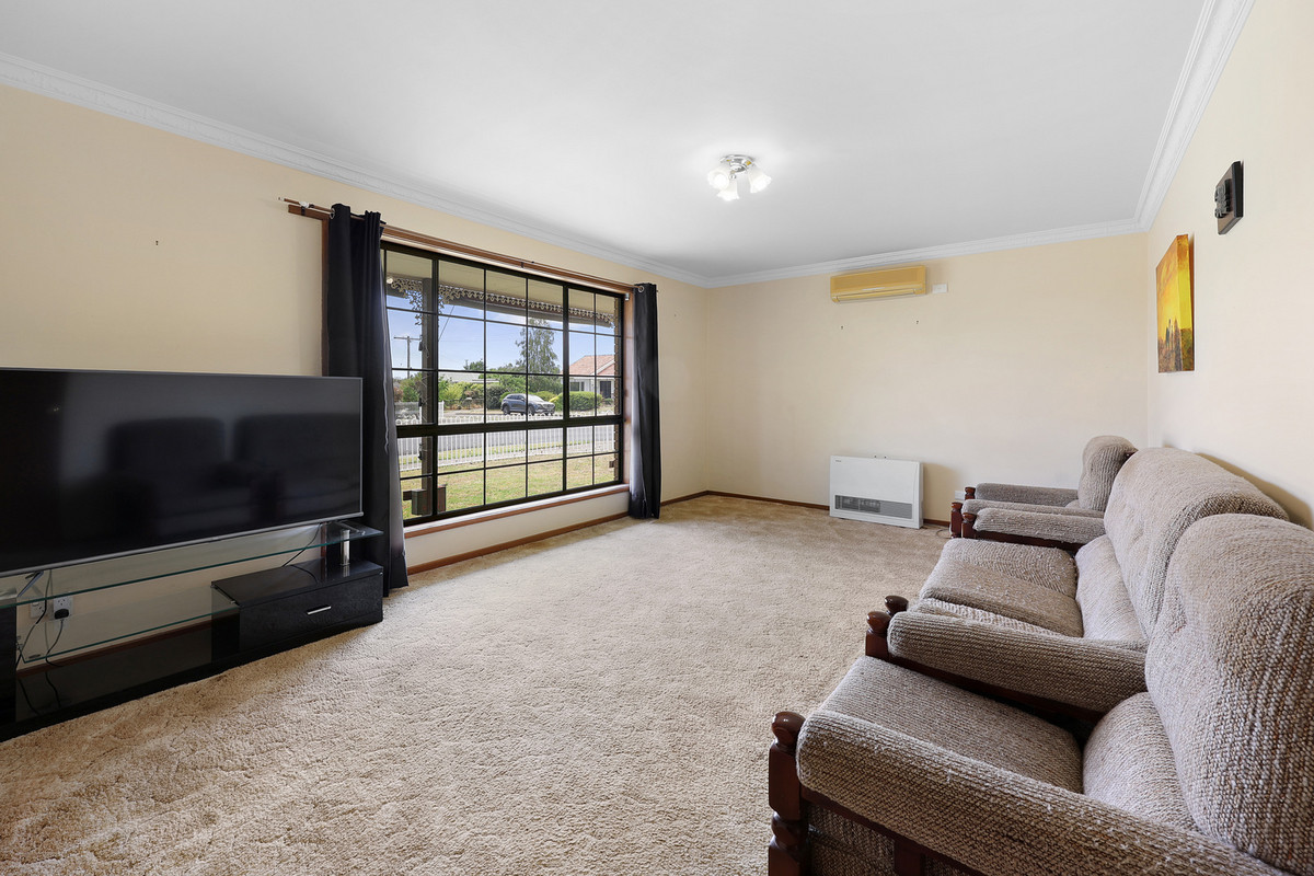 10 Strachan Street, Hamilton, VIC 3300 - Image 5