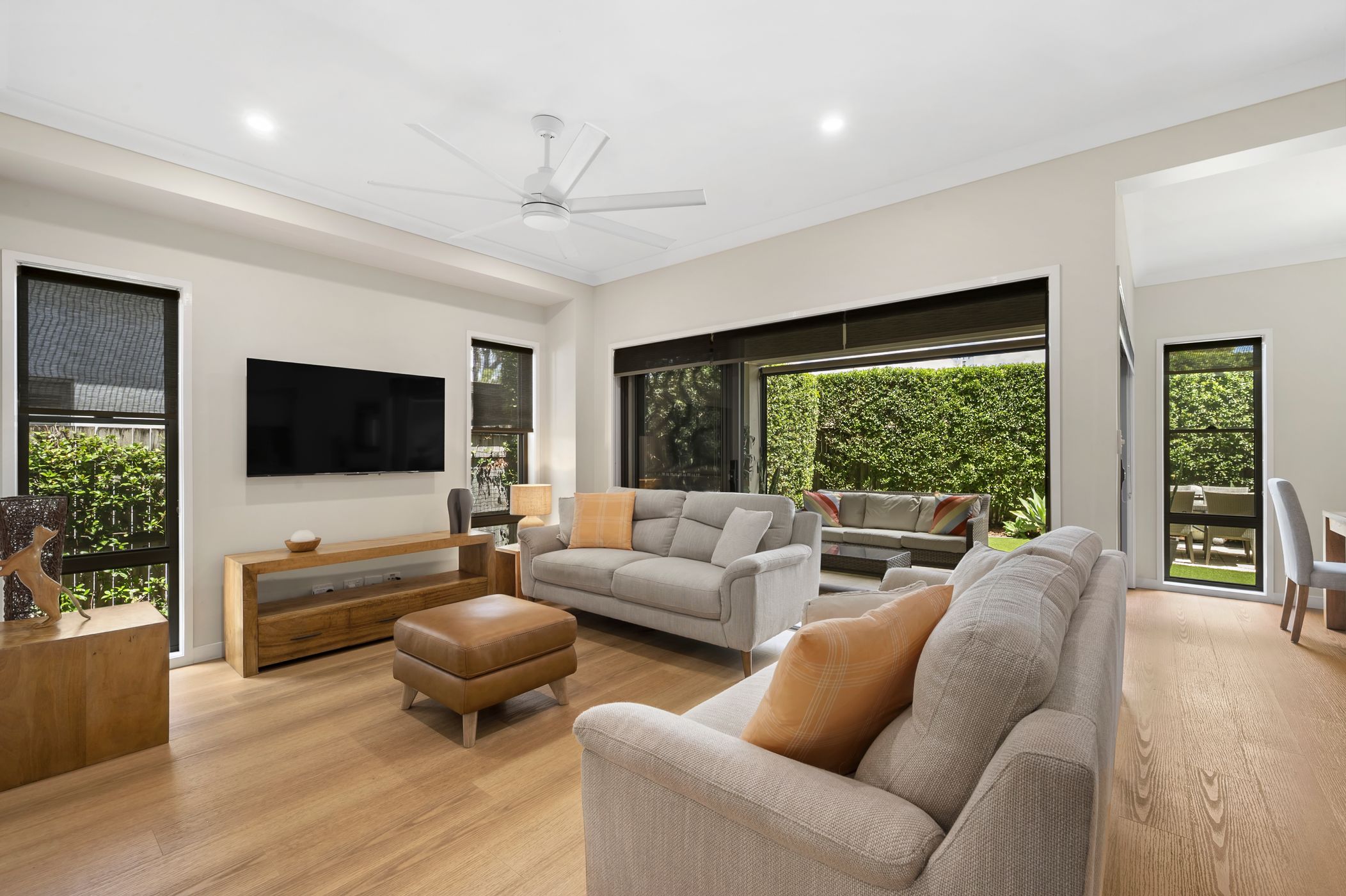 1/9 Lake Weyba Drive, Noosaville, QLD 4566 - Image 4