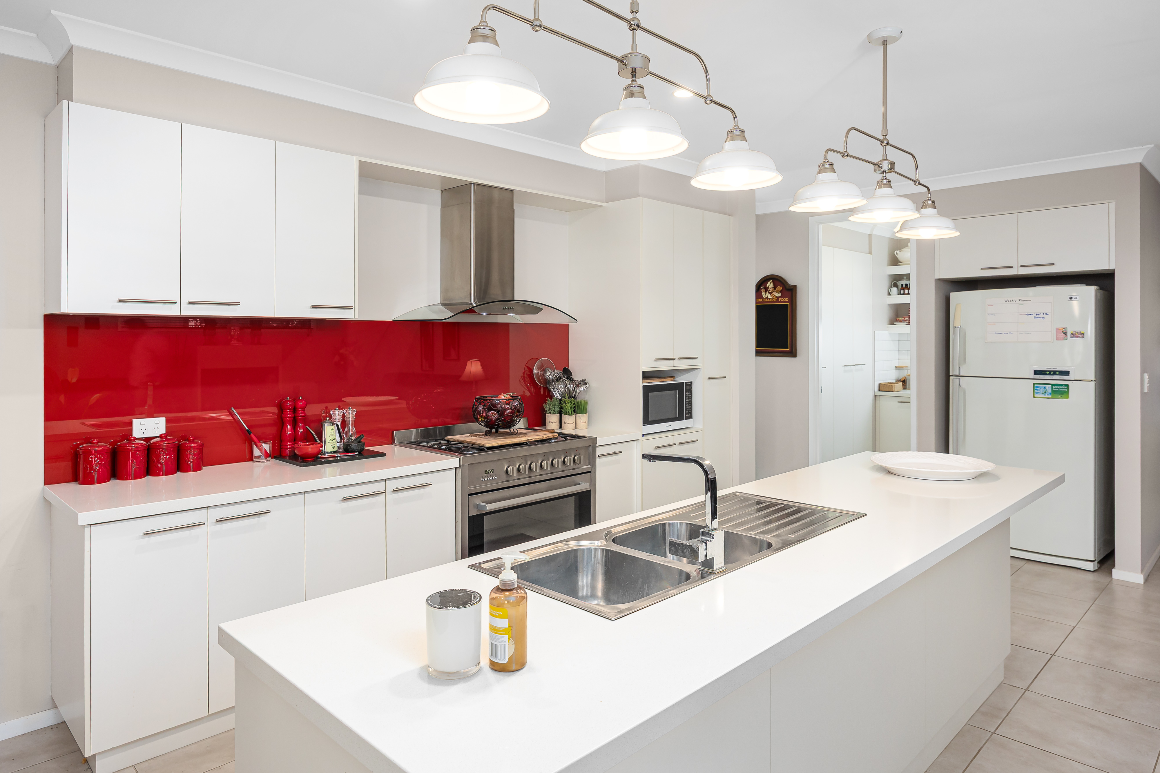 5-bedroom house at 31 Muttama Parade, Gobbagombalin, NSW 2650, Wagga Wagga, New South Wales