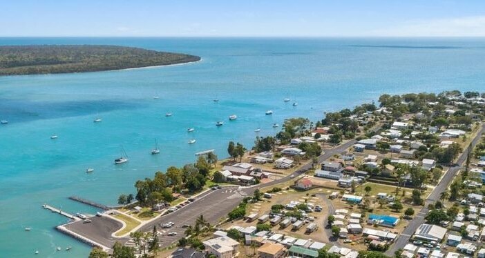 4-bedroom unit at 69 Riverview Drive, Burrum Heads, QLD 4659, Fraser Coast, Queensland