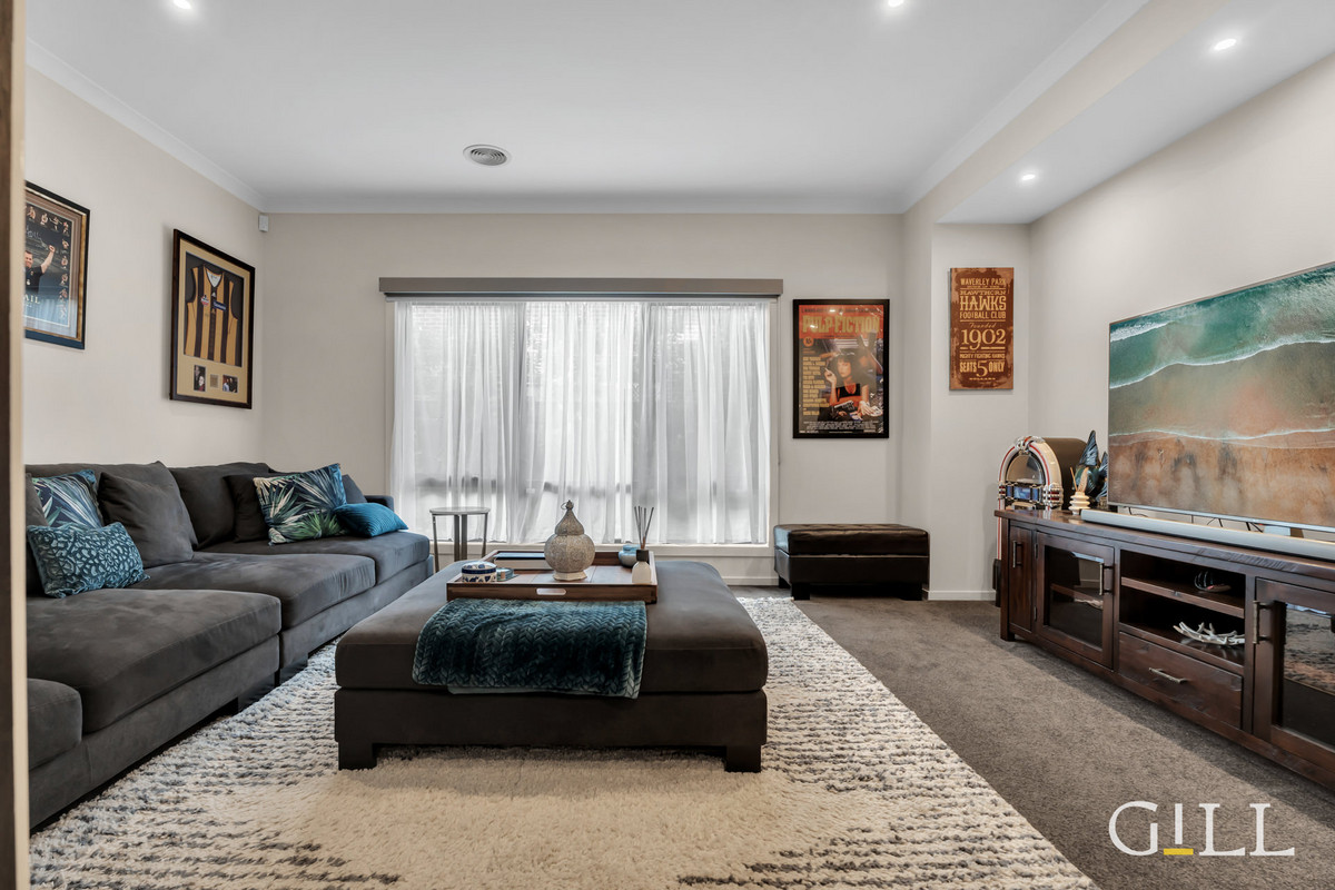 18 BRANGUS AVENUE, Narre Warren South VIC 3805 - Image 1