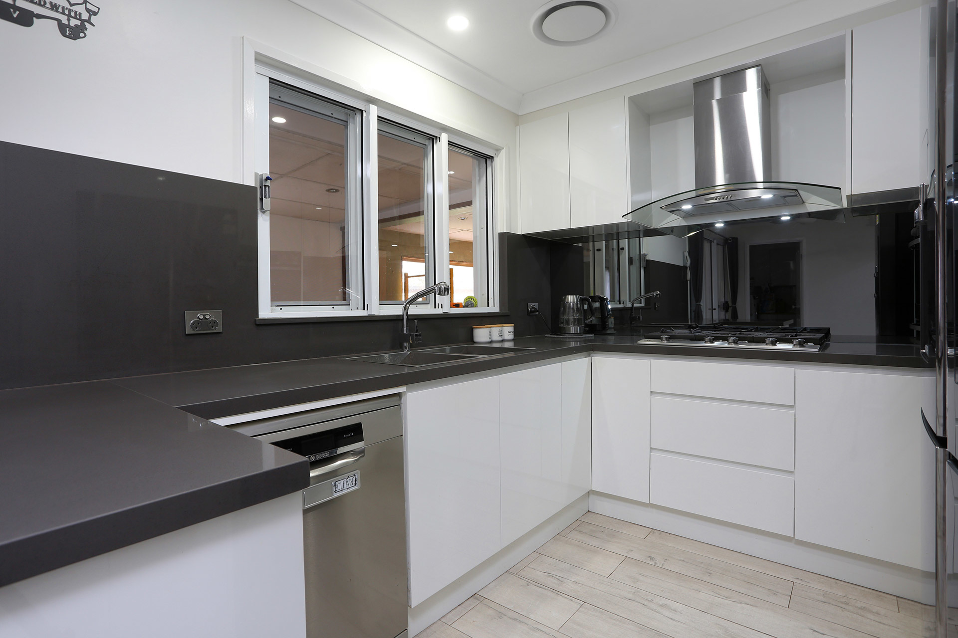 12 Gale Place, Oakhurst, NSW 2761 - Image 3