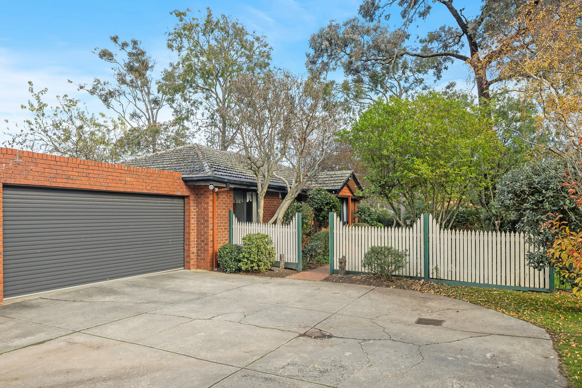 2/21 Ferguson Court, Ferntree Gully, VIC 3156 - Image 3