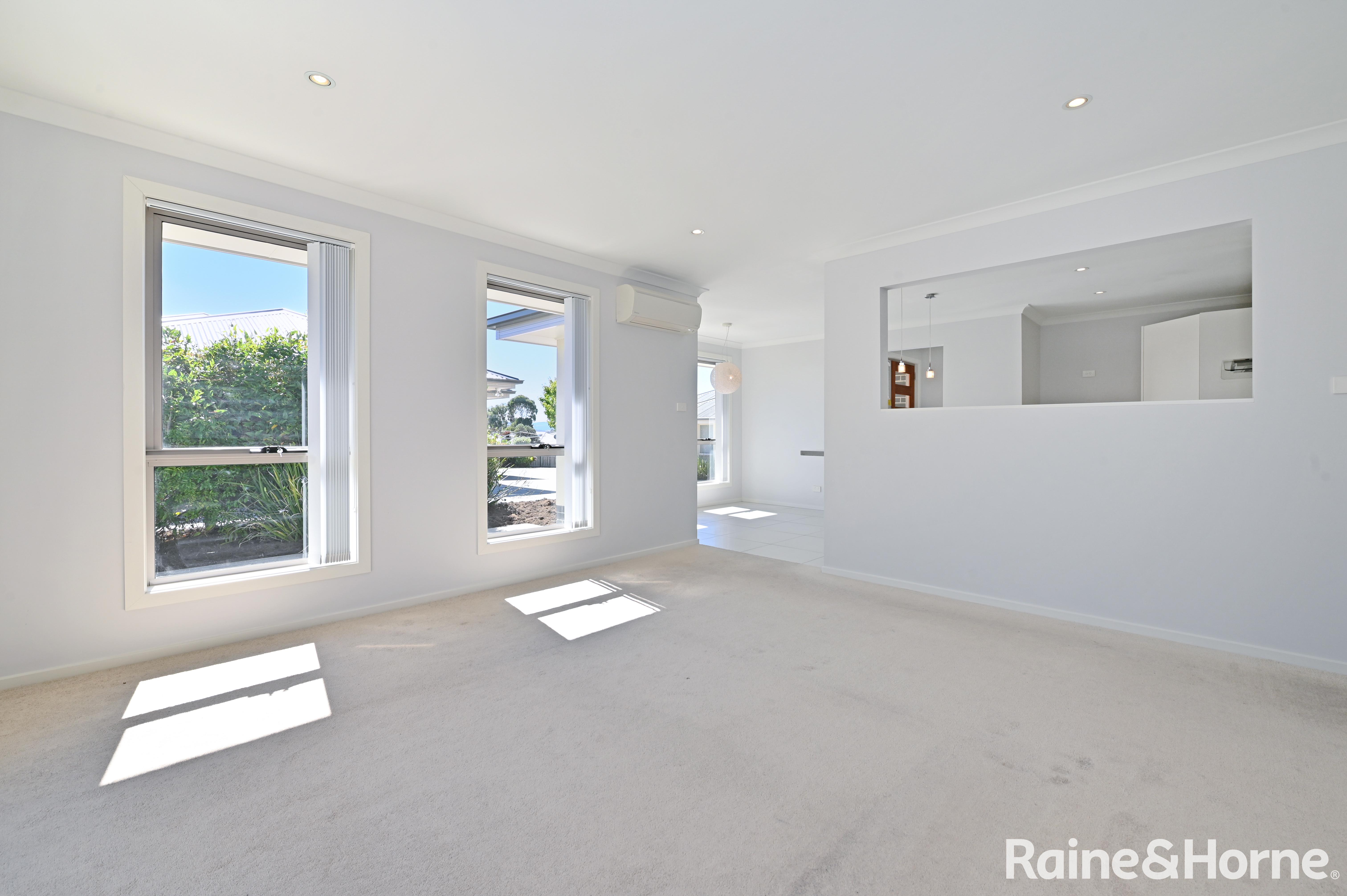 2-bedroom unit at 3/16 Ovata Close, Cambridge, TAS 7170, Clarence, Tasmania