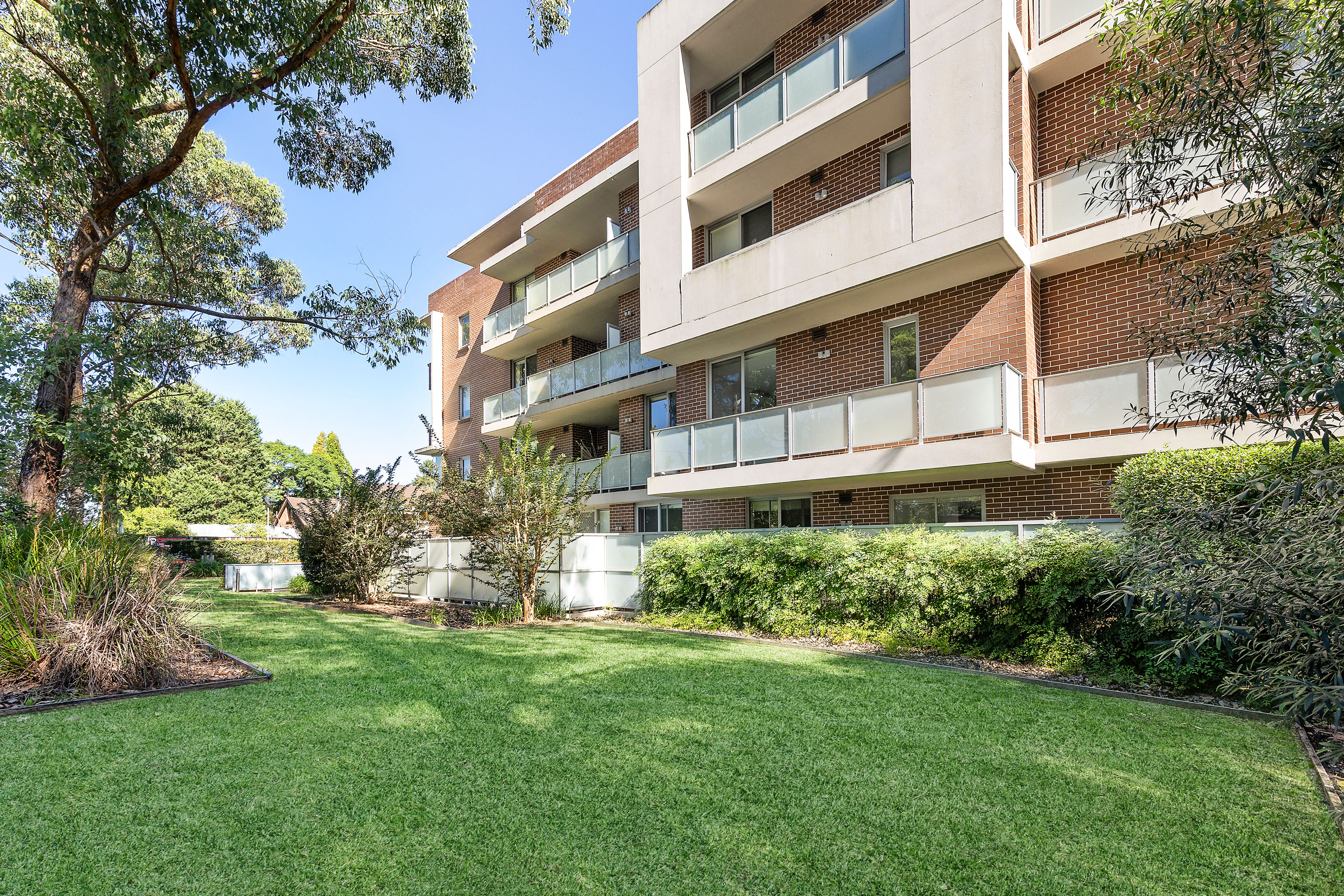 54 1 LAMOND DRIVE, TURRAMURRA NSW 2074 - Image 8