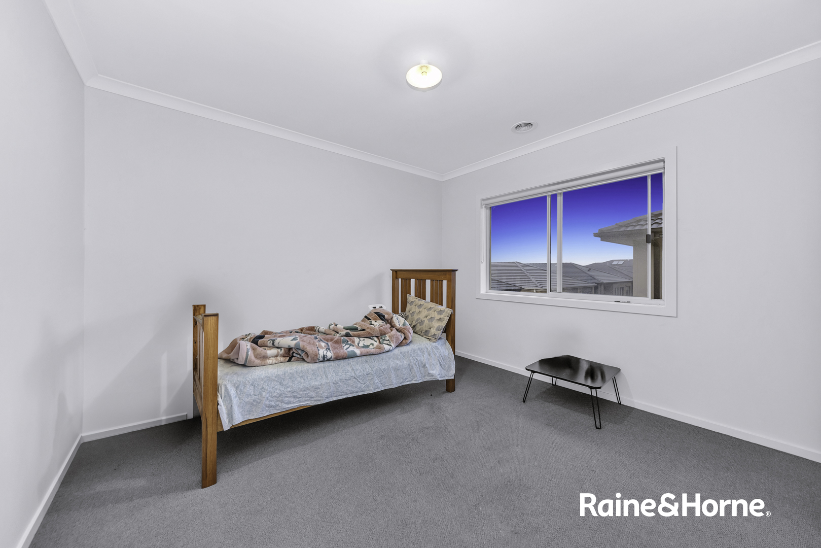 20 Dalhalla Circuit, Clyde North, VIC 3978 - Image 1