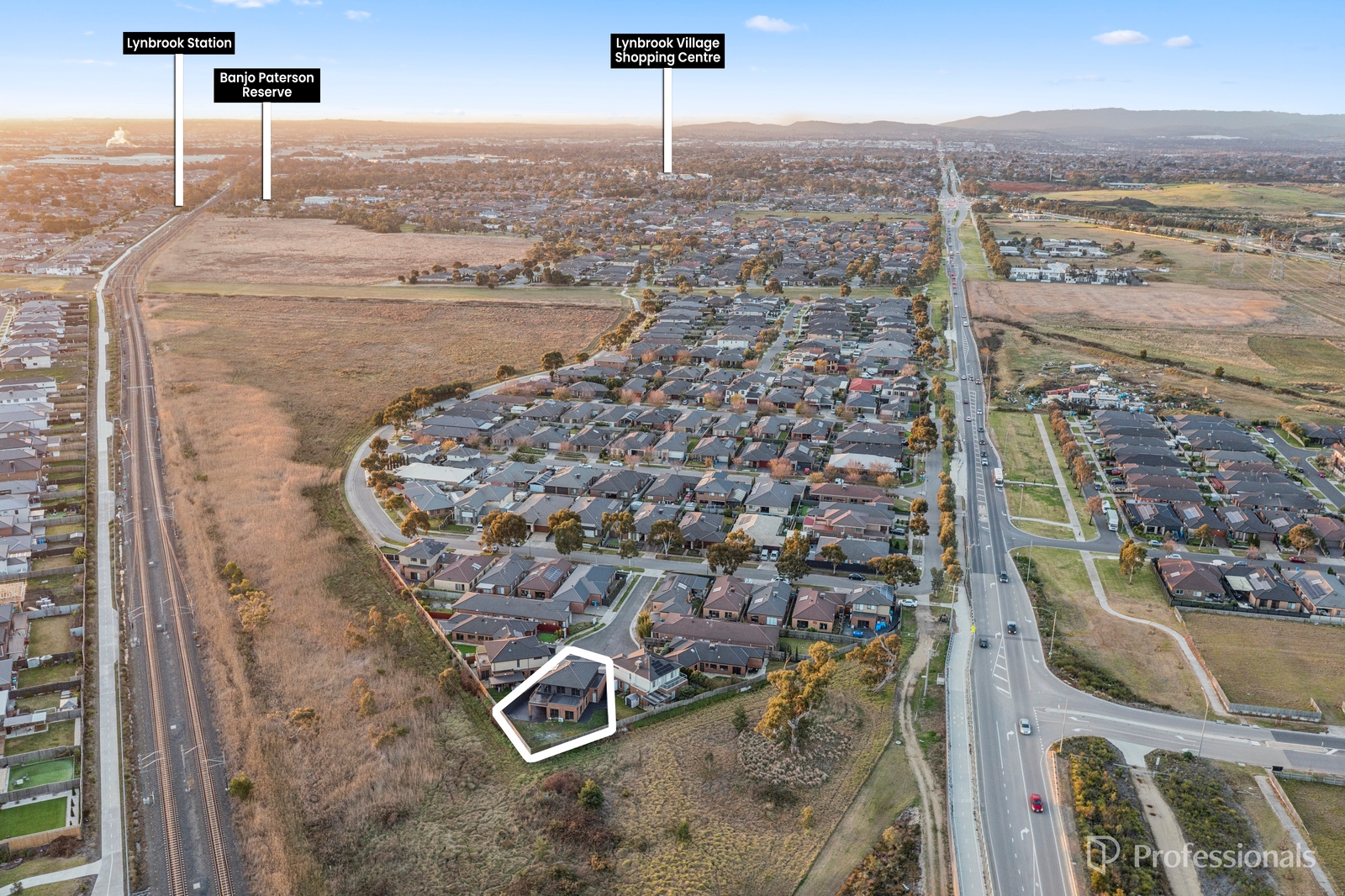 5 Bodhran Place, Lynbrook, VIC 3975 - Image 1