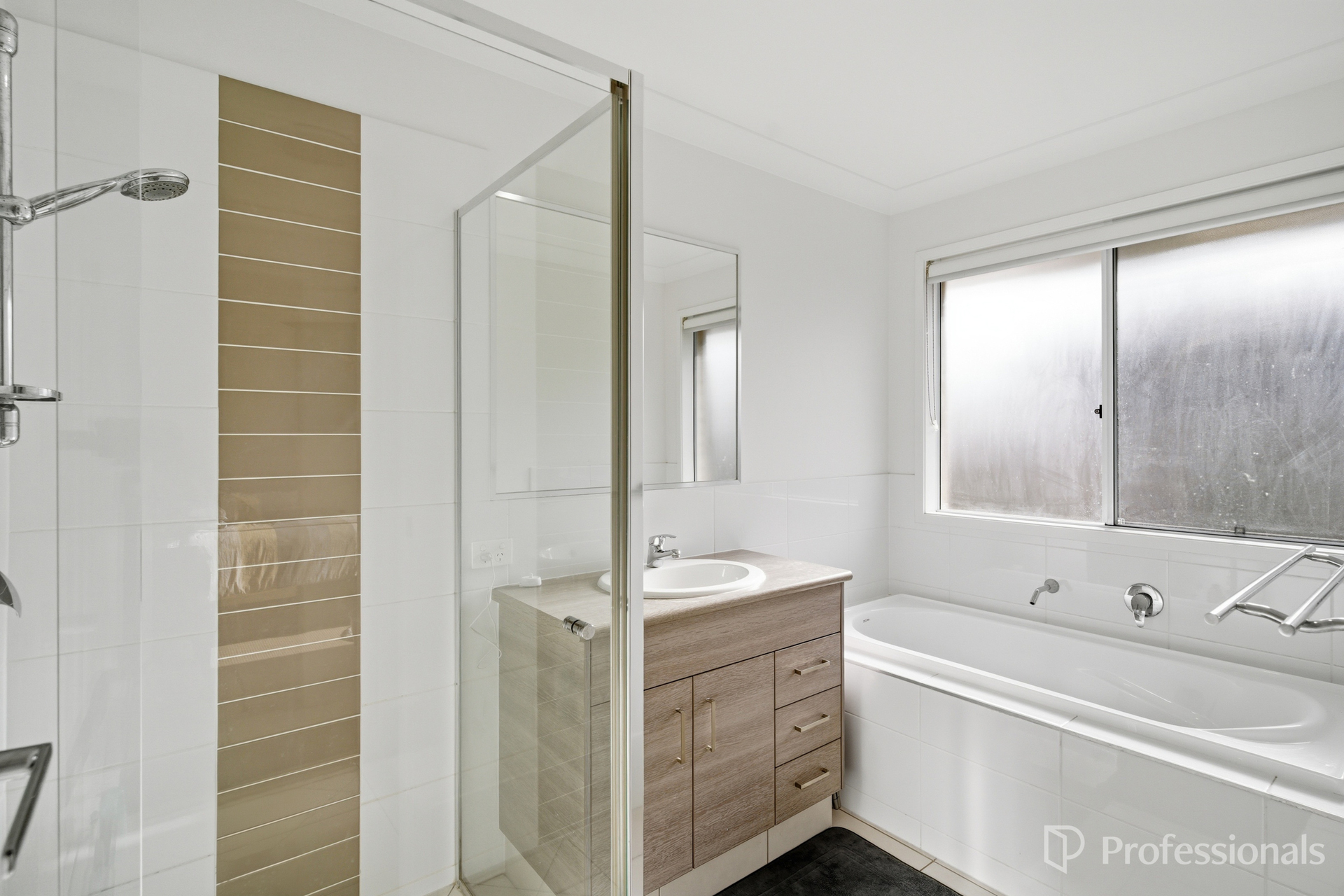 4-bedroom house at 19 PALASZCZUK AVENUE, Collingwood Park QLD 4301, Ipswich, Queensland
