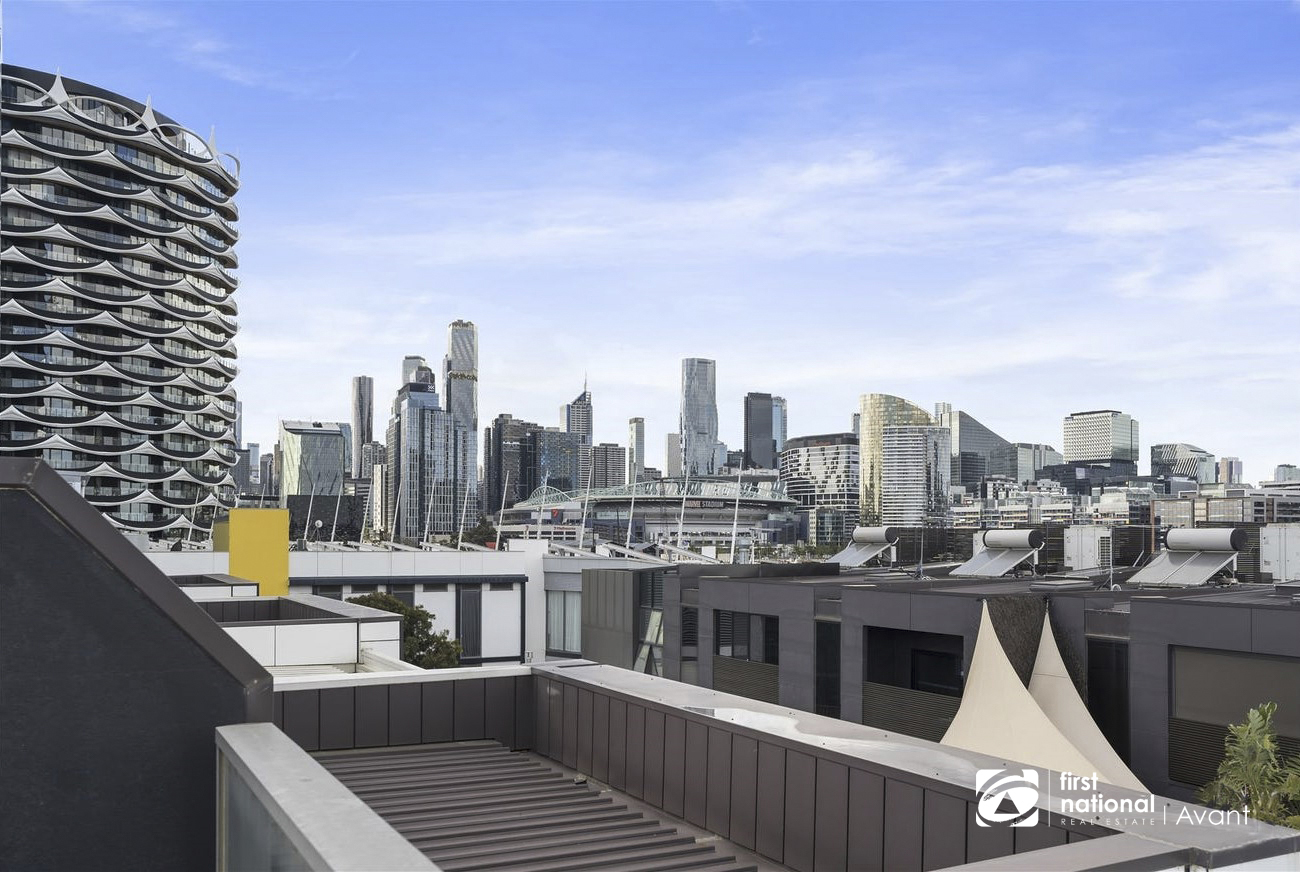 4-bedroom unit at 11 AUGUSTA AVENUE, Docklands VIC 3008, Melbourne, Victoria