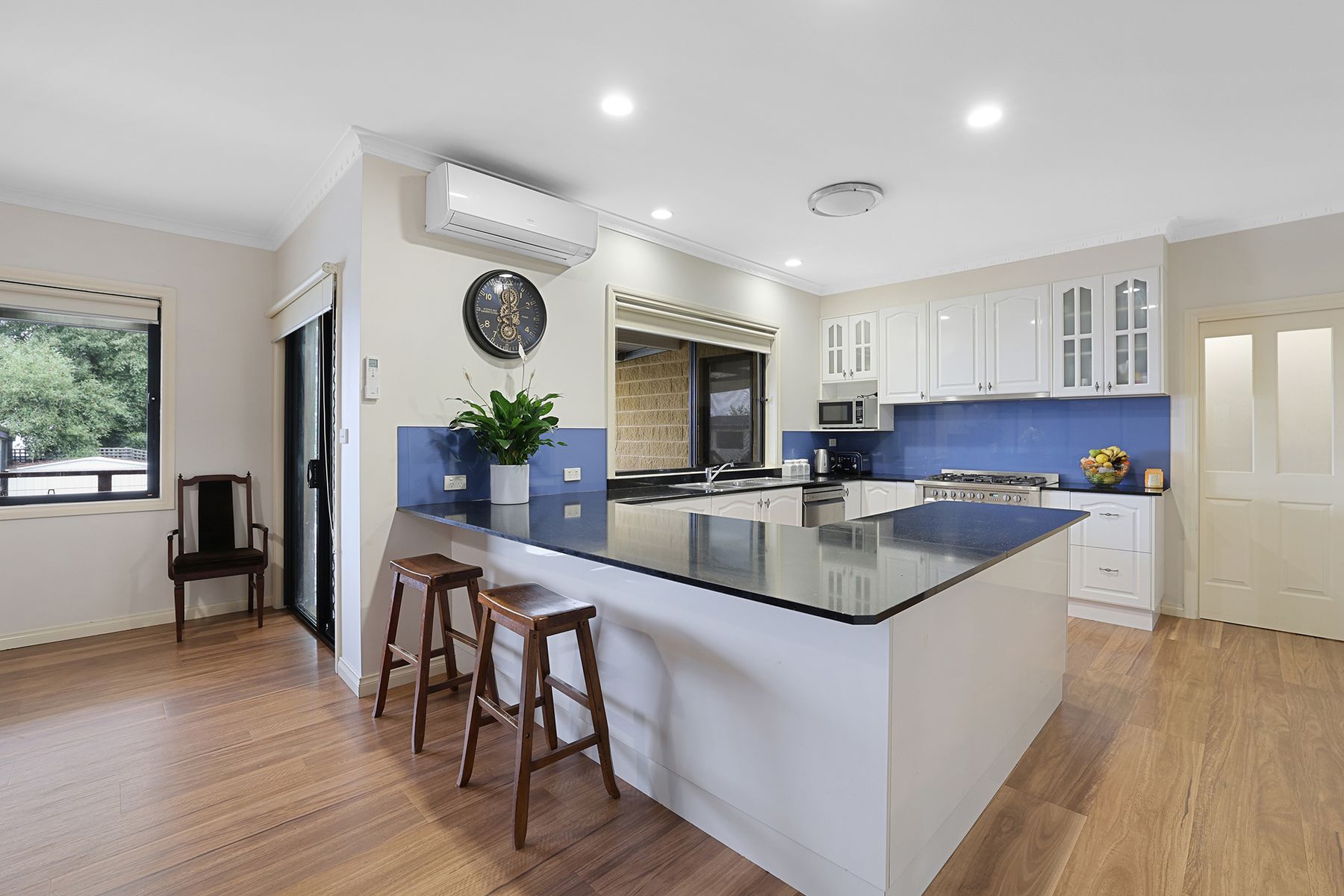 6-bedroom house at 23-25 Moe-Willow Grove Road, Willow Grove, Vic, 3825, Baw Baw, Victoria