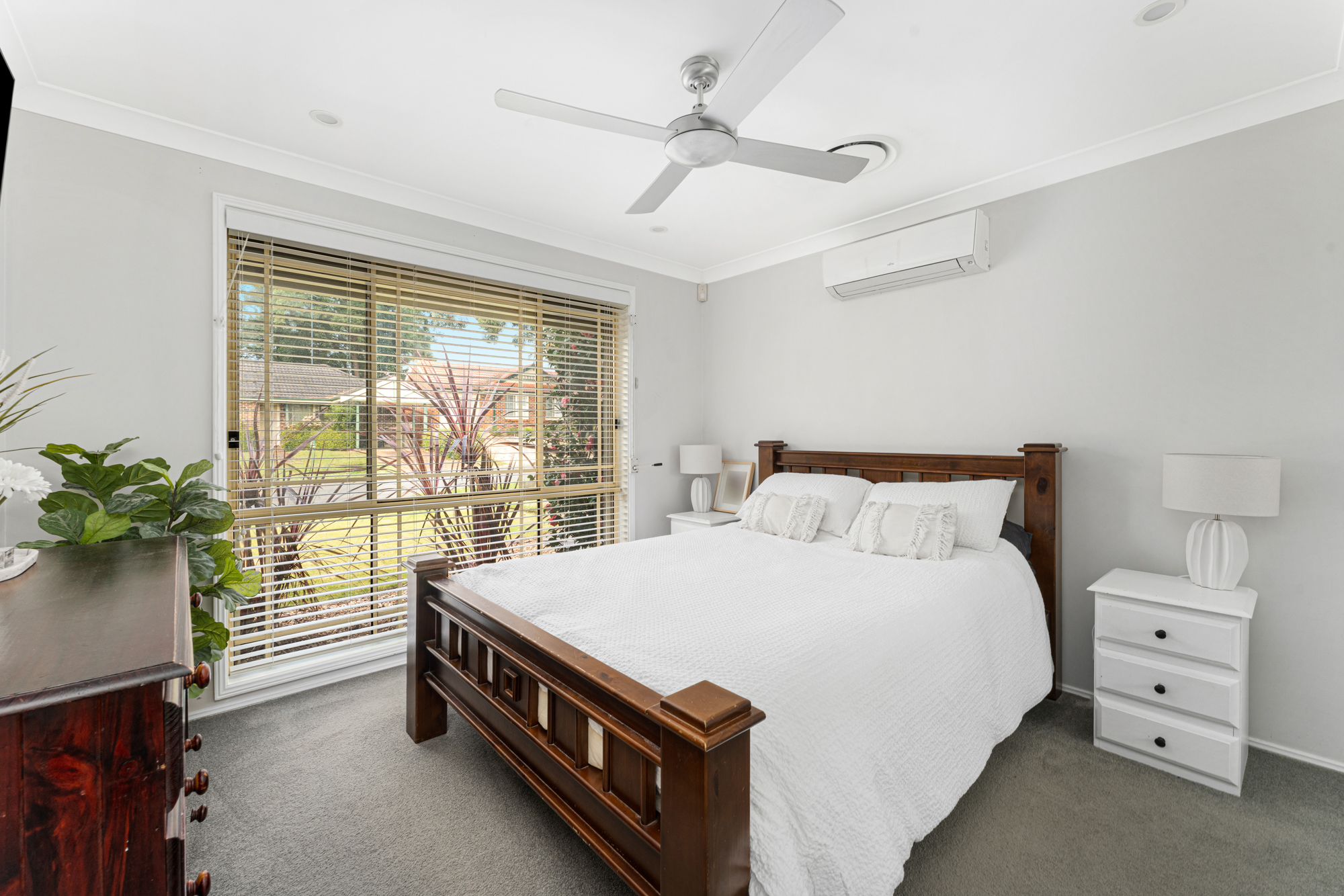 33 Harwood Circuit, Glenmore Park NSW 2745 - Image 4