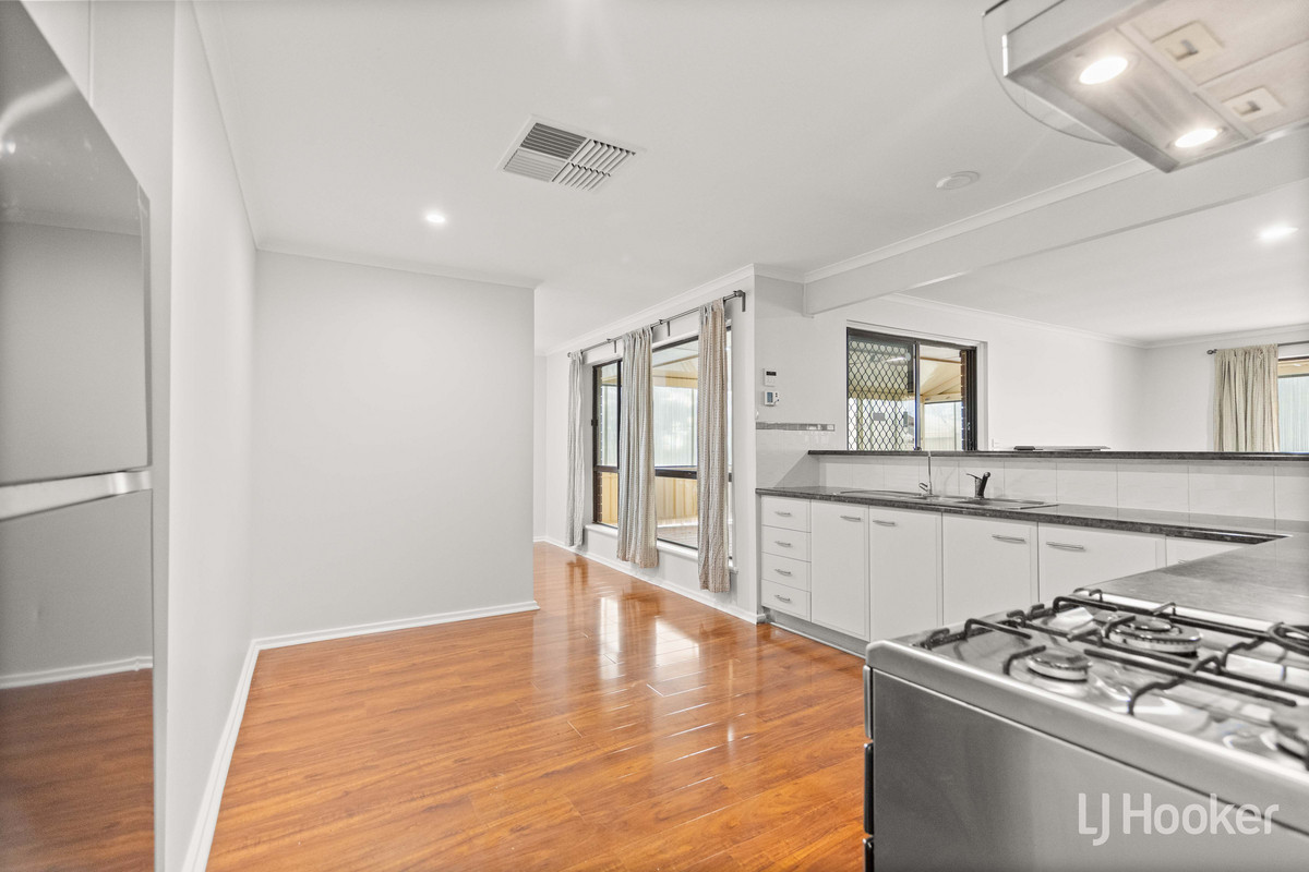 16 KARRAWIRRA CLOSE, Craigmore SA 5114 - Image 5