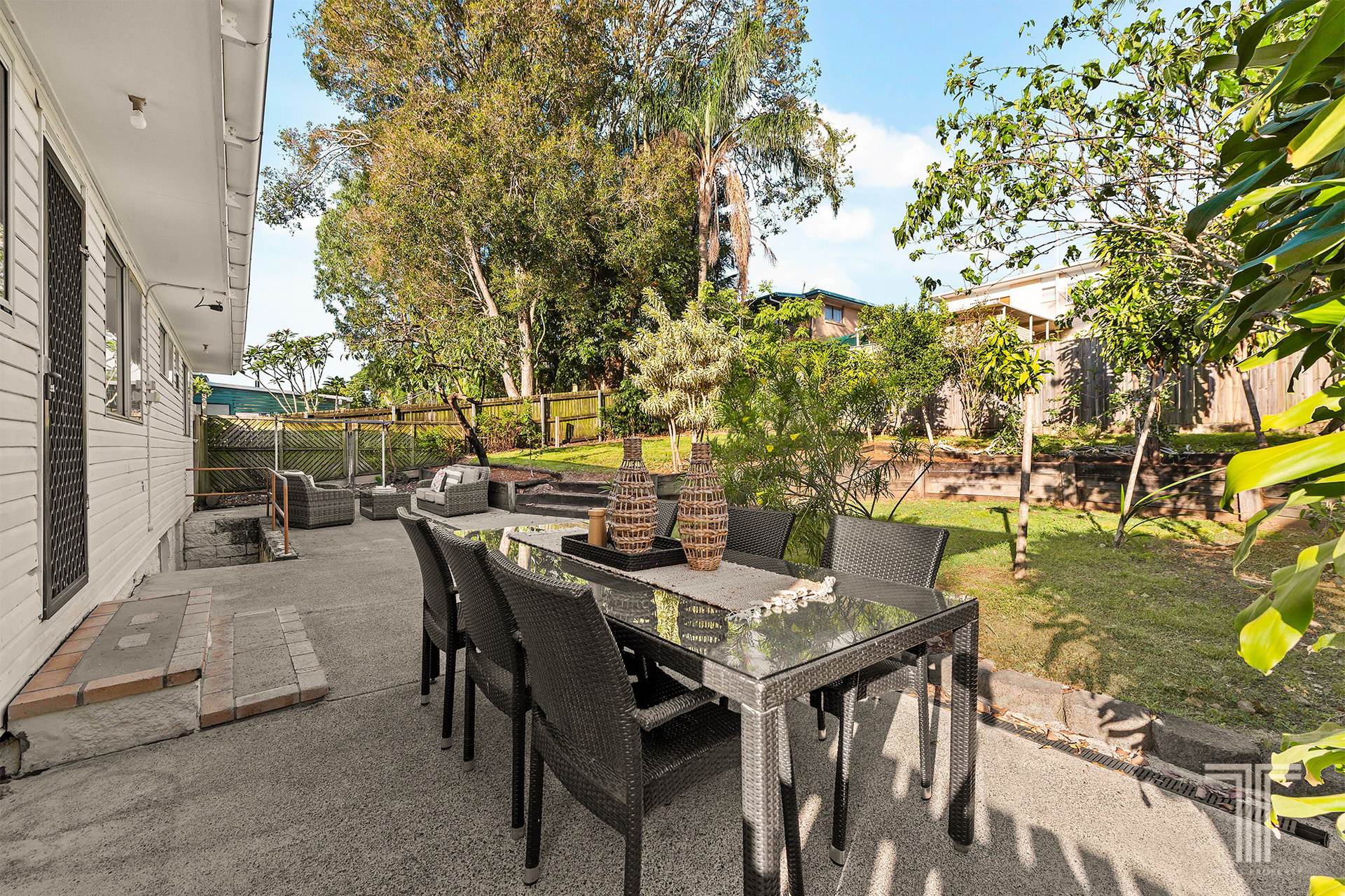 23 LEWANA STREET, Mansfield QLD 4122 - Image 2