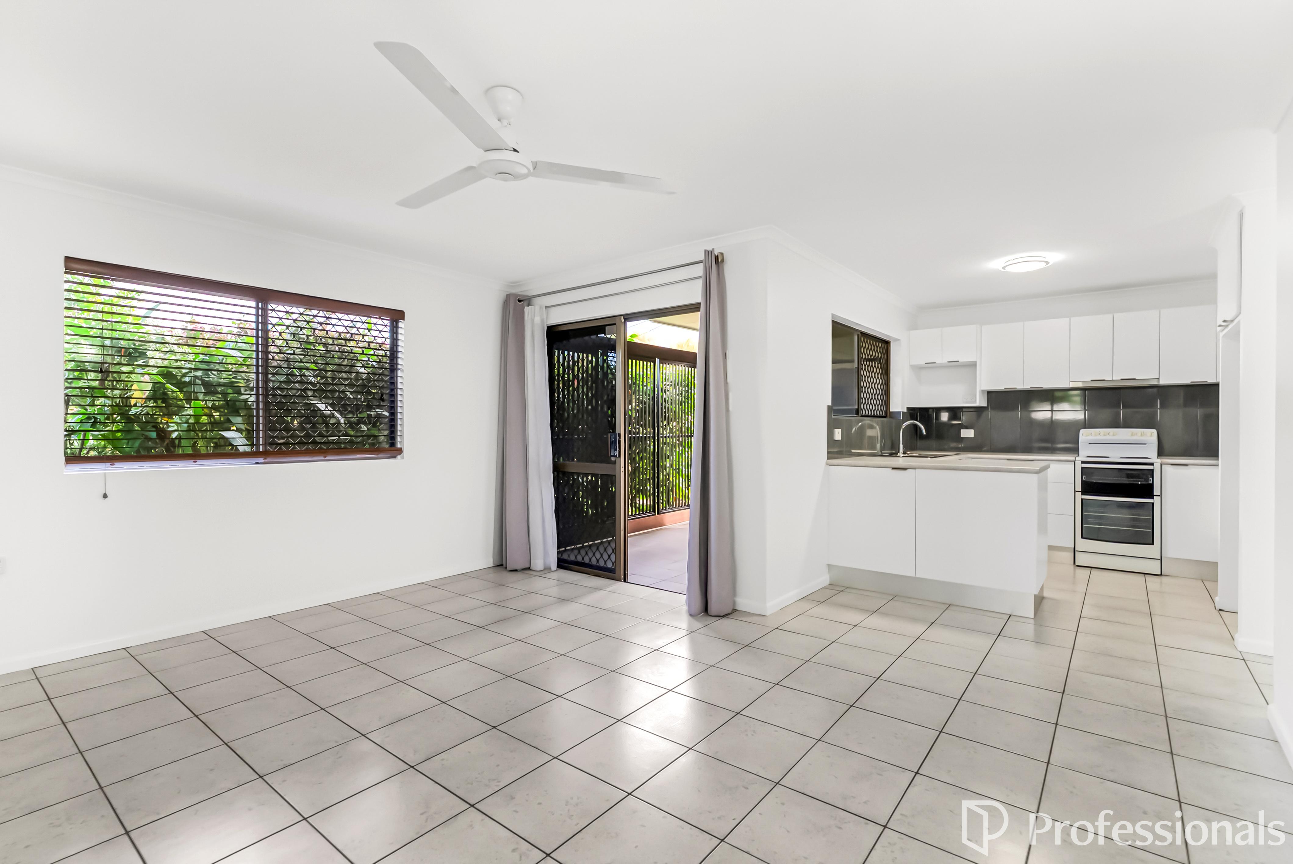4 18 JENSEN STREET, MANOORA QLD 4870 - Image 4