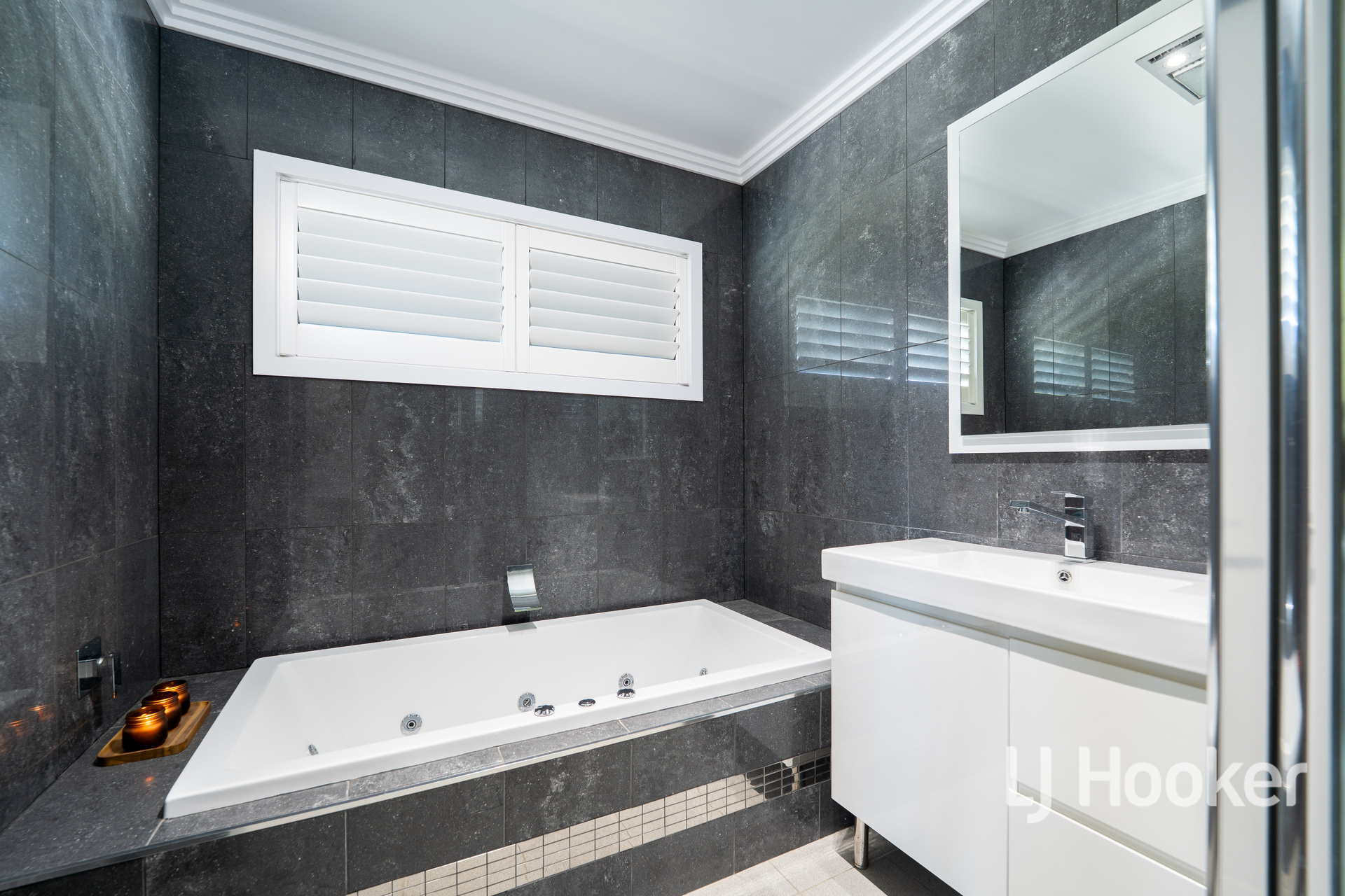 4-bedroom house at 89 WOLBAH CLOSE, Inverell NSW 2360, Inverell, New South Wales