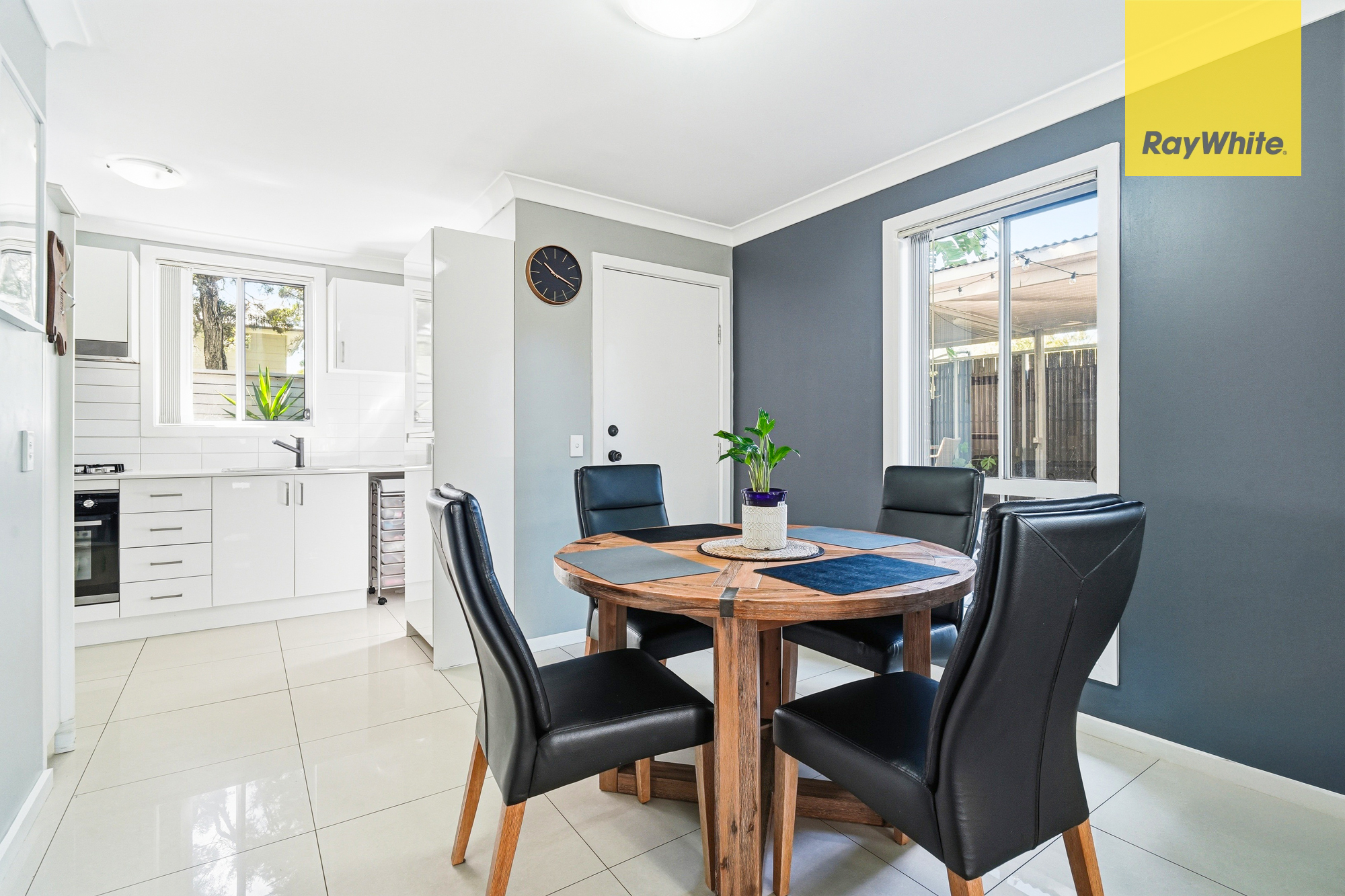 5 32 CANBERRA STREET, OXLEY PARK NSW 2760 - Image 8