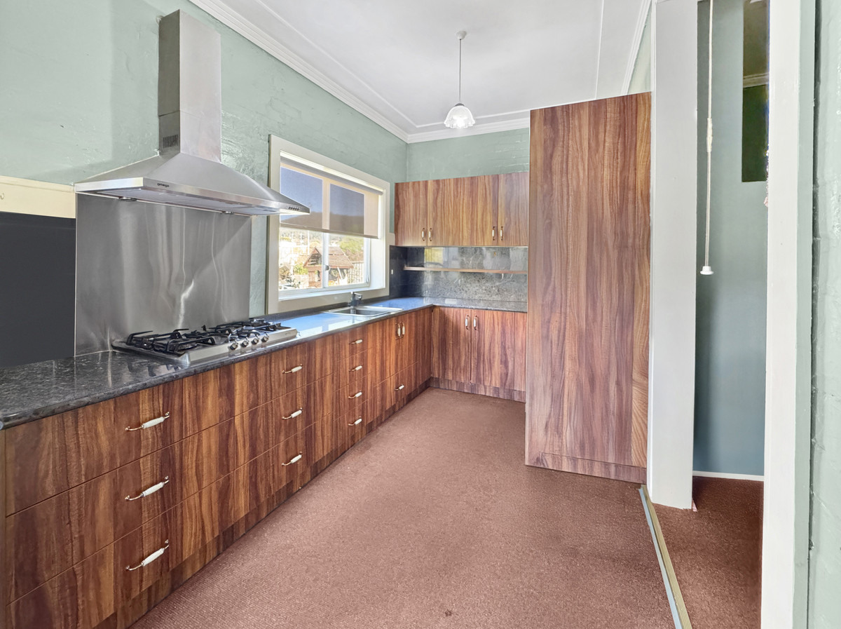 4-bedroom unit at 15 Albert Street Hermitage Flat, Lithgow, Nsw, 2790, Lithgow, New South Wales