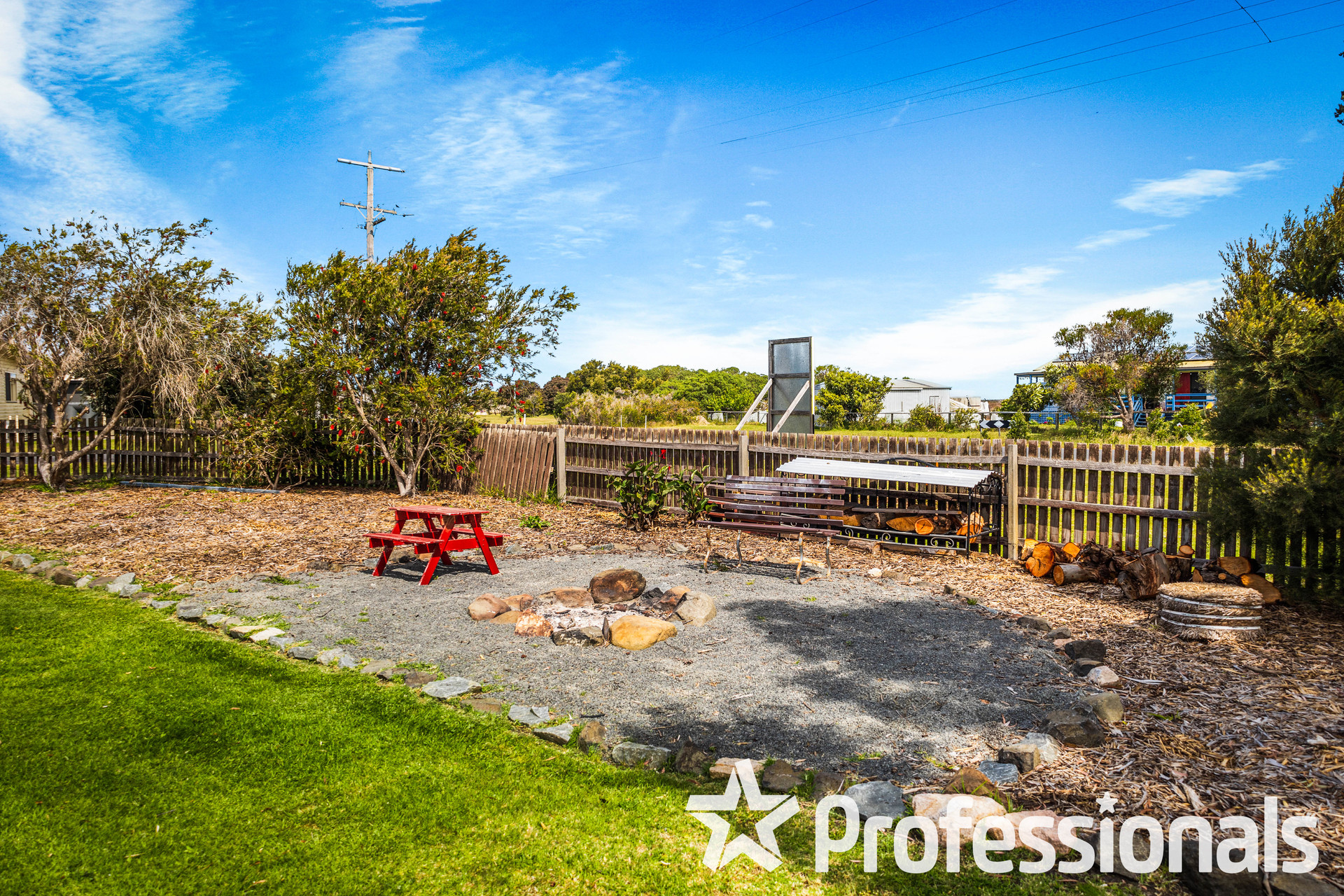 2-bedroom house at 5 Newhaven Crescent, Mcloughlins Beach, VIC 3874, Wellington, Victoria