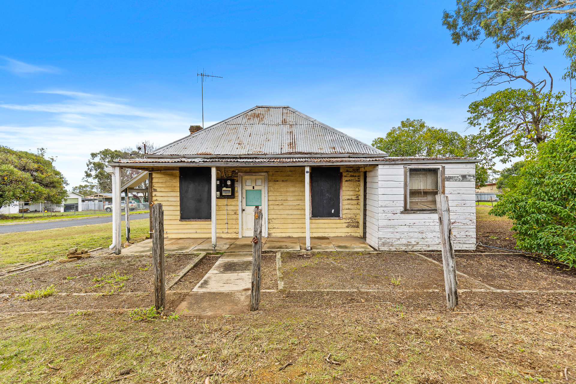 2-bedroom house at 104 MEDLEY STREET, Gulgong NSW 2852, Mid-Western, New South Wales