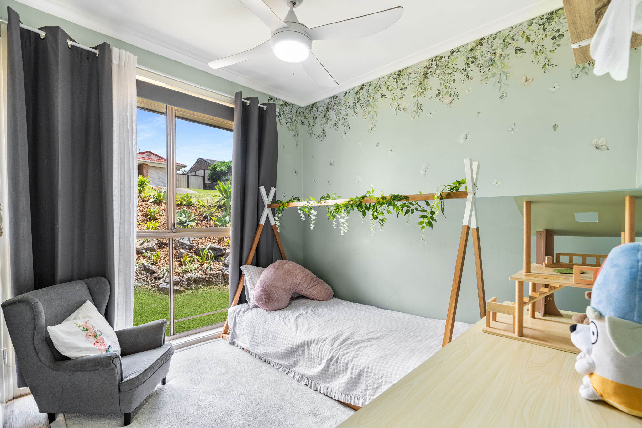 32 JESSIE CRESCENT, Bethania QLD 4205 - Image 5