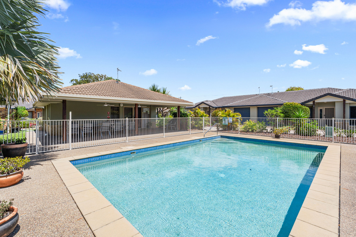 27/142-146 Elizabeth Street, Urangan, Qld, 4655 - Image 2