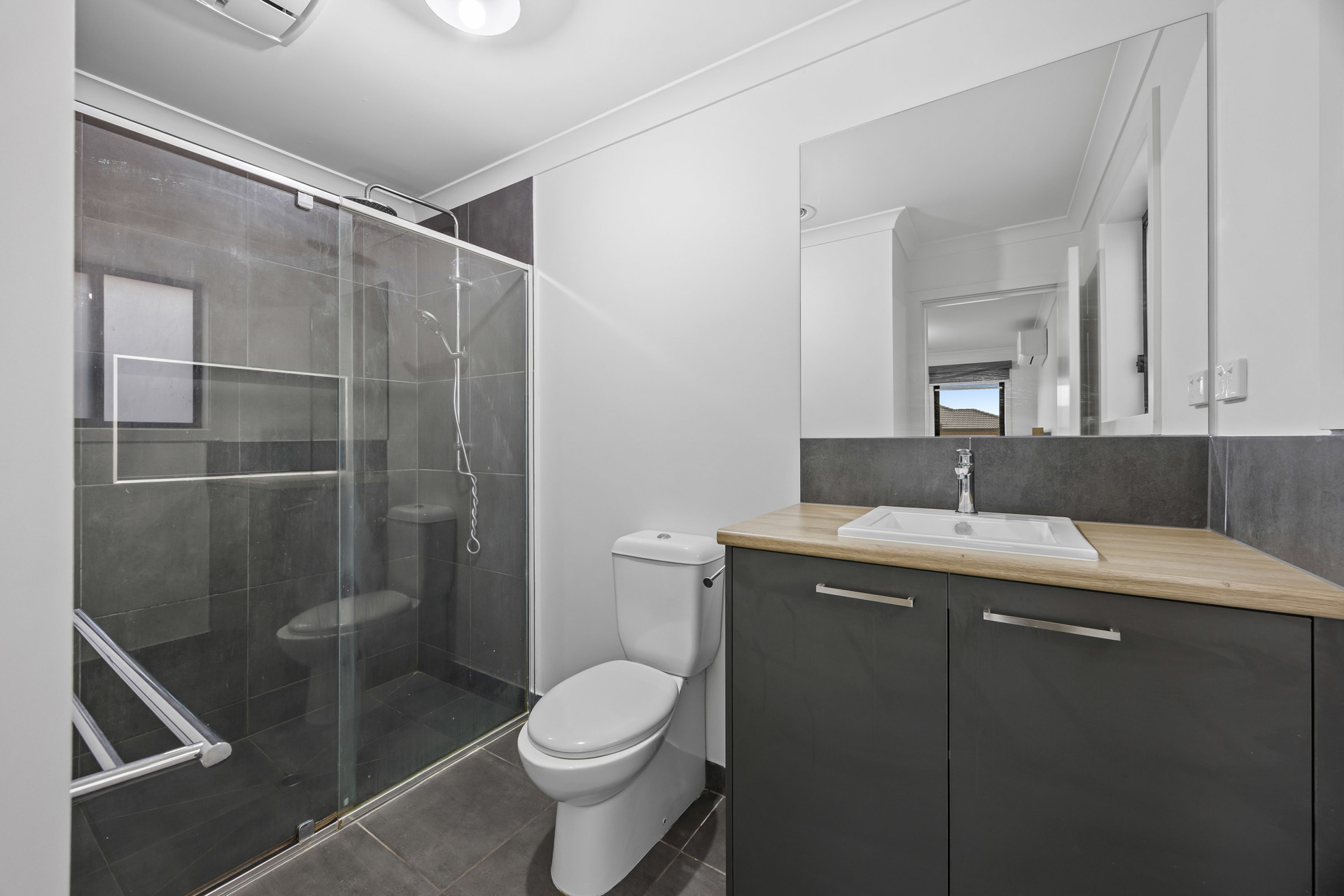 3-bedroom house at 59 CREEKSTONE DRIVE, Alfredton VIC 3350, Ballarat, Victoria