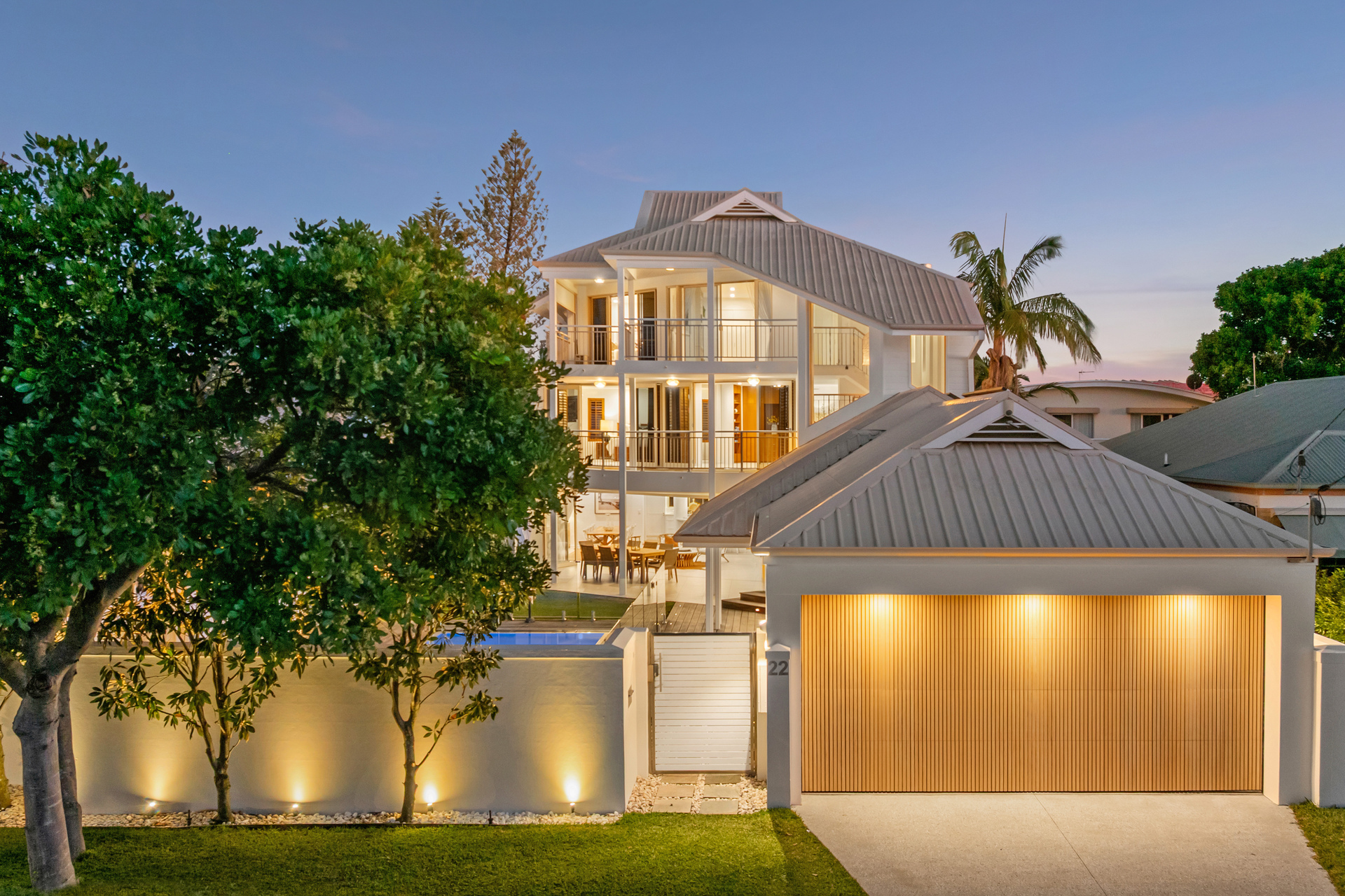 22 HILDA STREET, Mermaid Beach QLD 4218 - Image 2