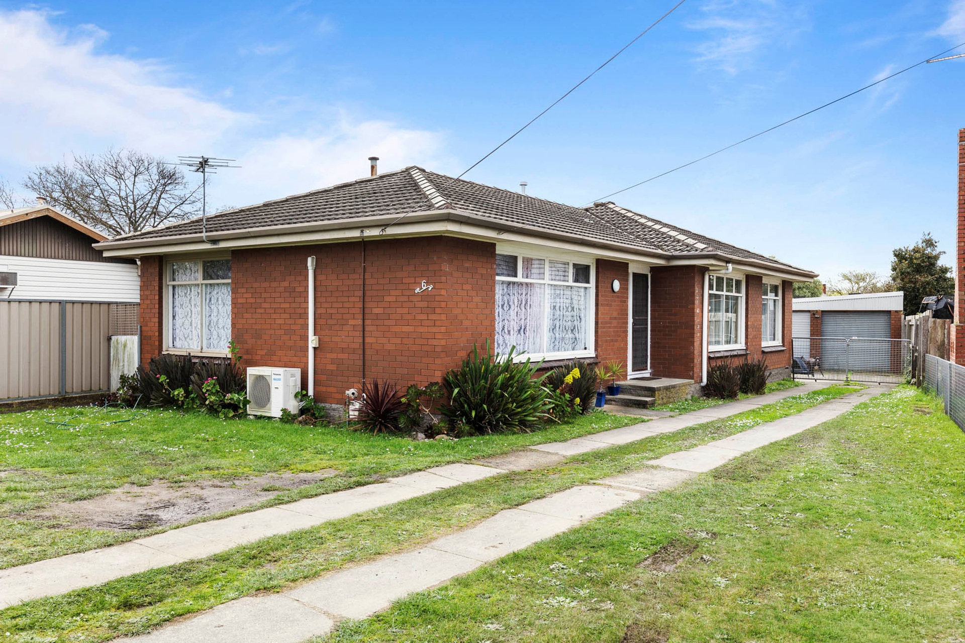 6 CUTHBERTS ROAD, Alfredton VIC 3350 - Image 1