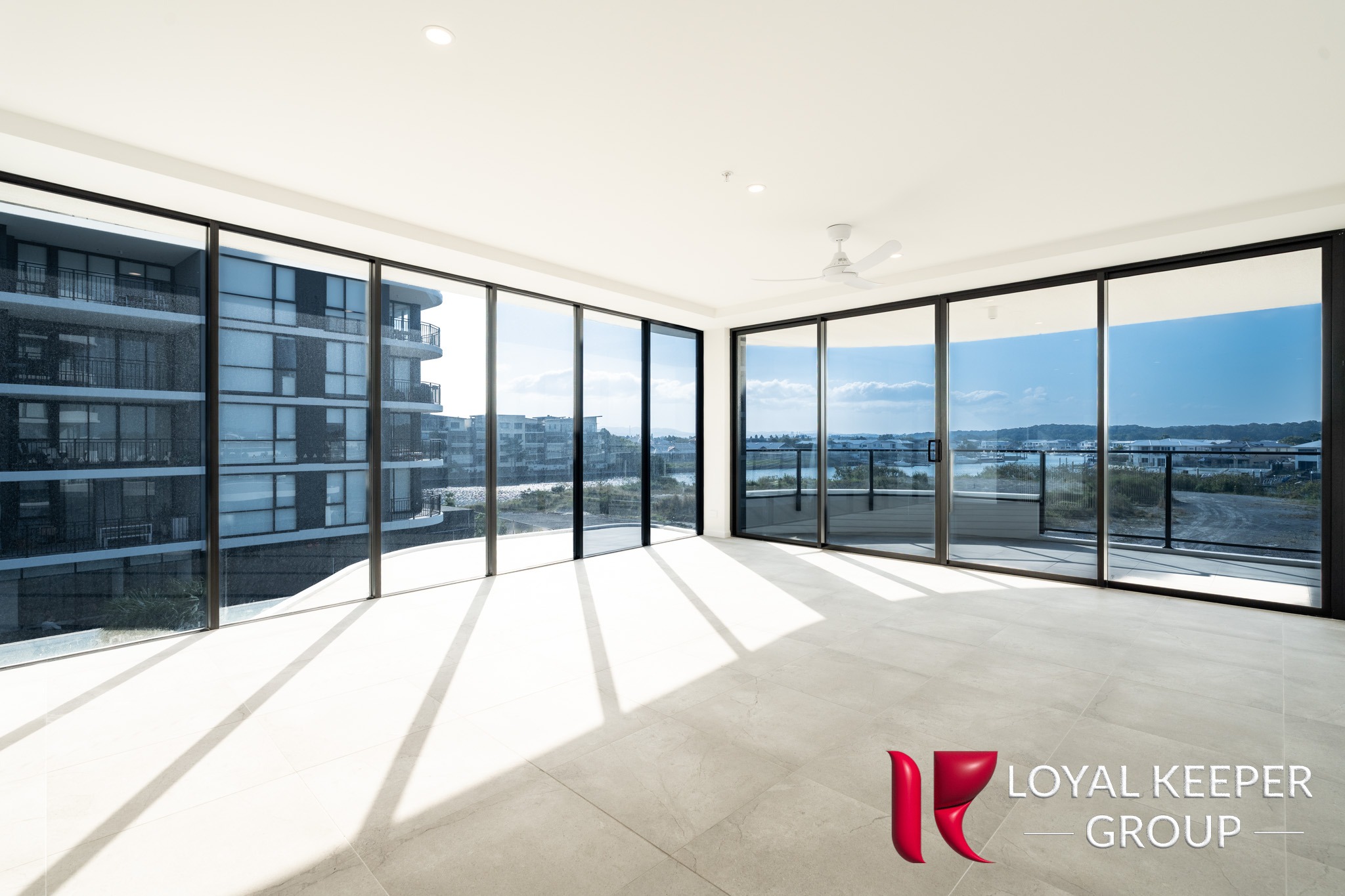 2301/10 Sickle Avenue, Hope Island, Qld, 4212 - Image 2