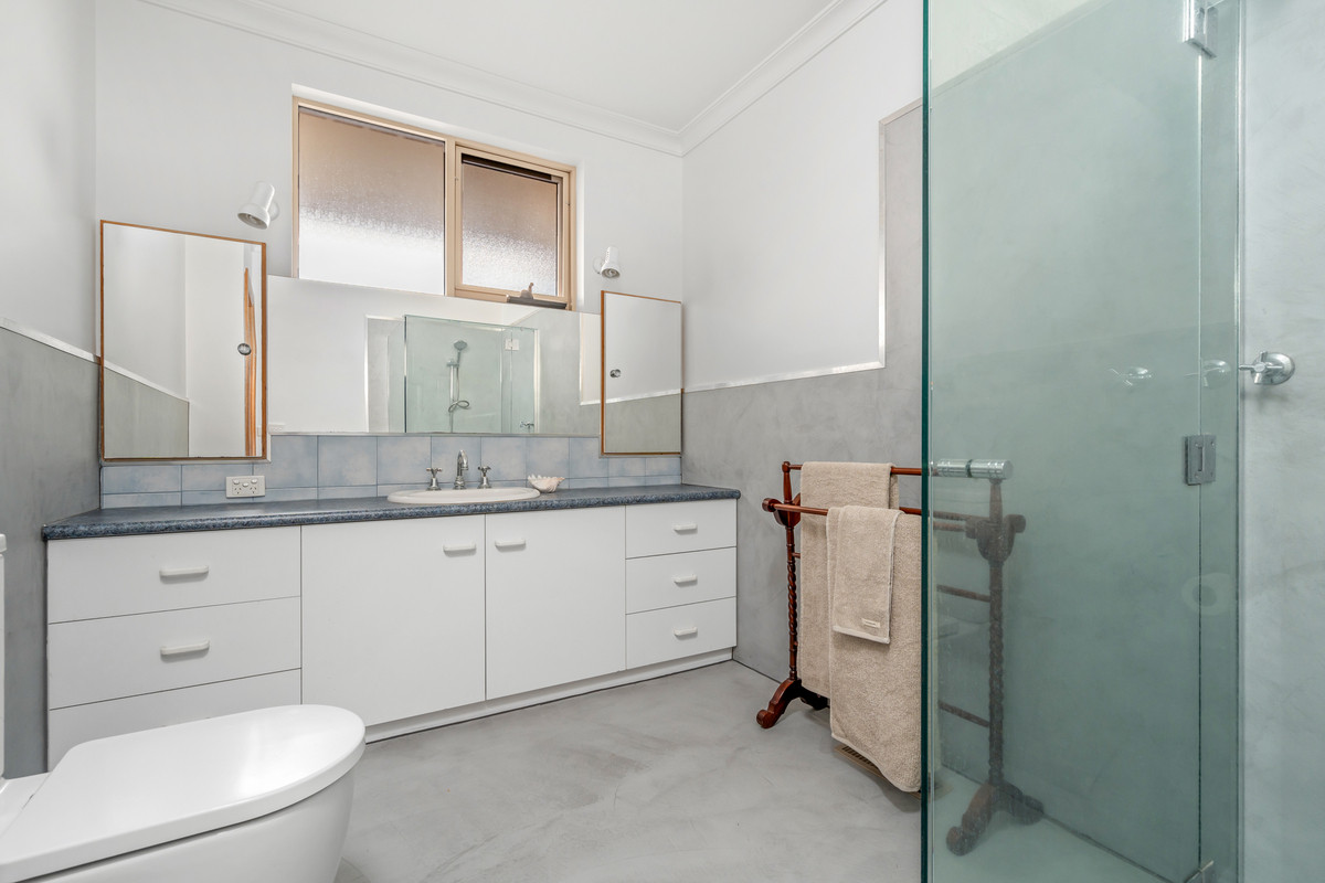 3-bedroom house at 1/7 Regent, Port Fairy, Vic, 3284, Moyne, Victoria