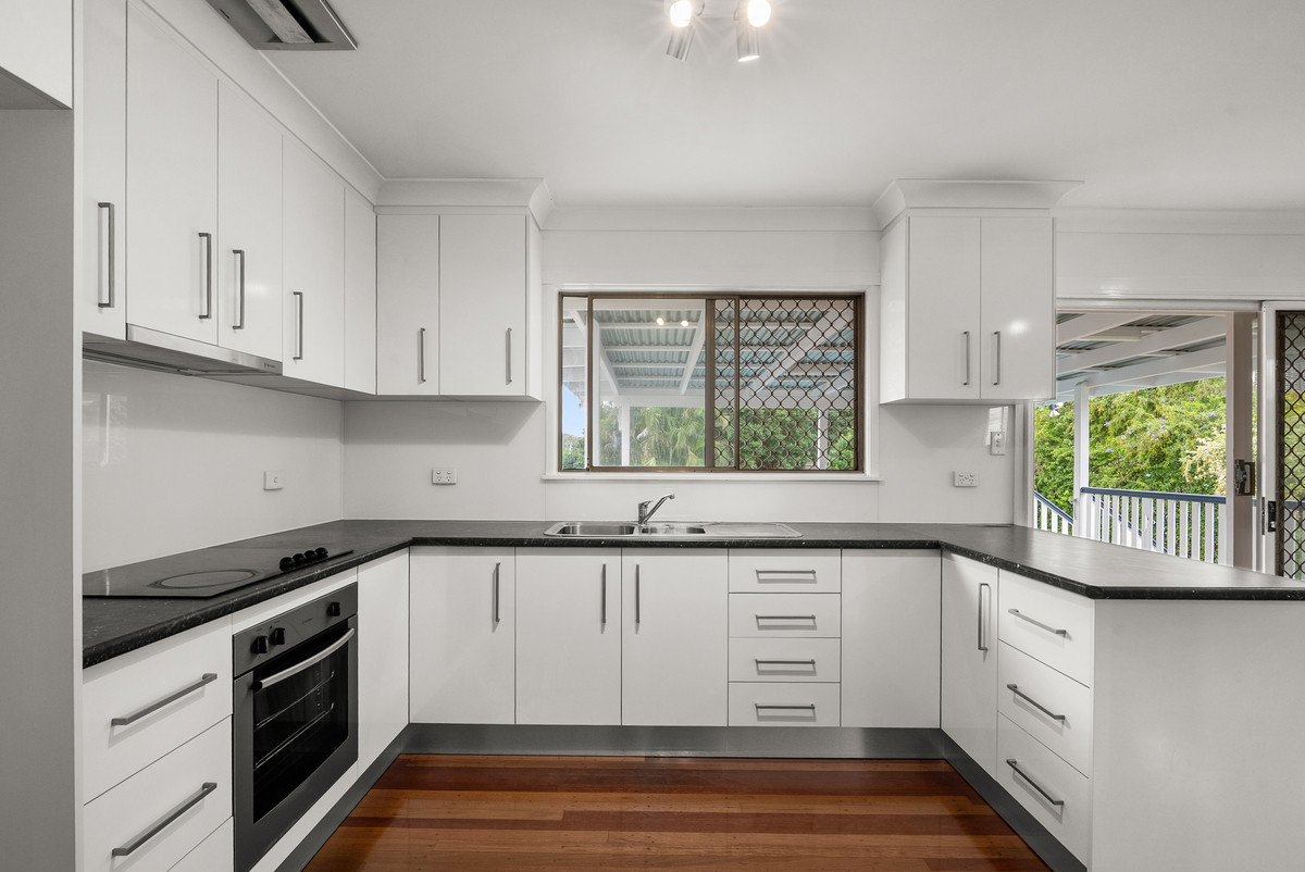 14 Lachlan Street, Nudgee, QLD 4014 - Image 2