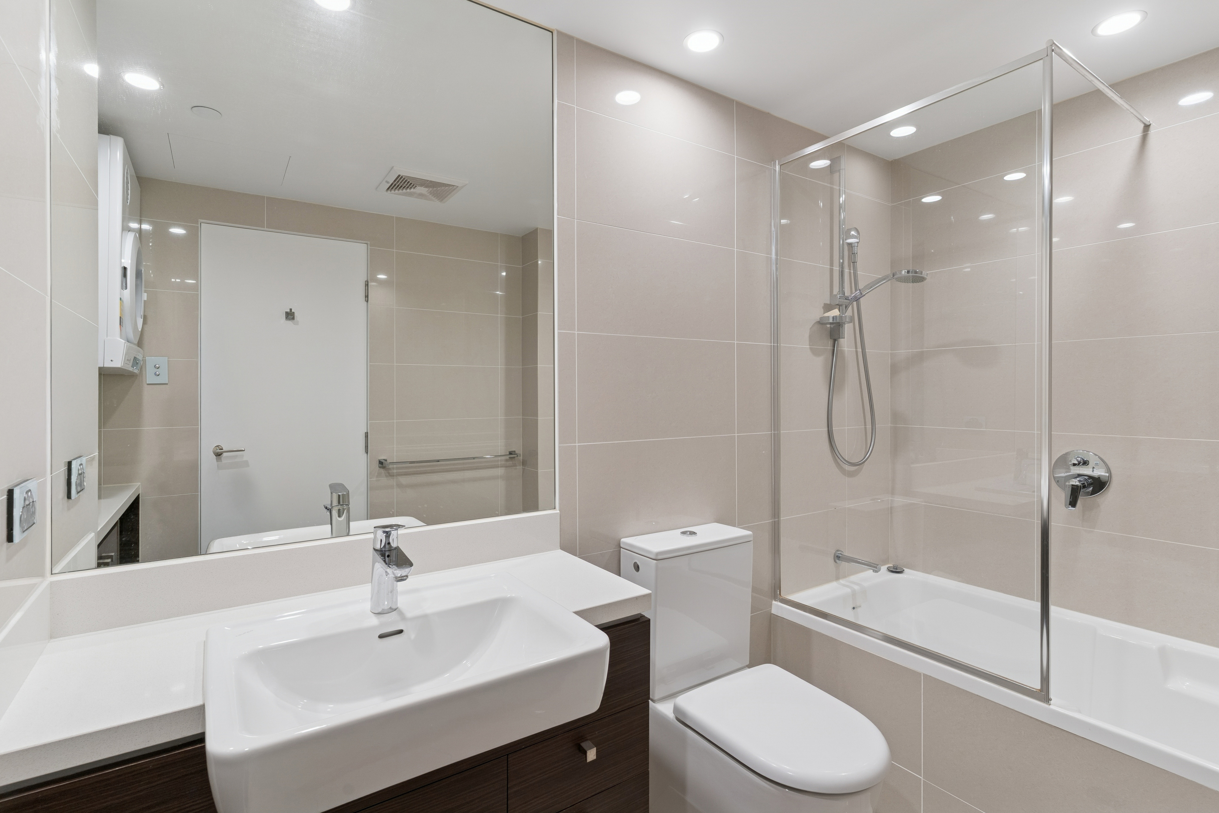 35/90 Terrace Road, East Perth, WA 6004 - Image 2