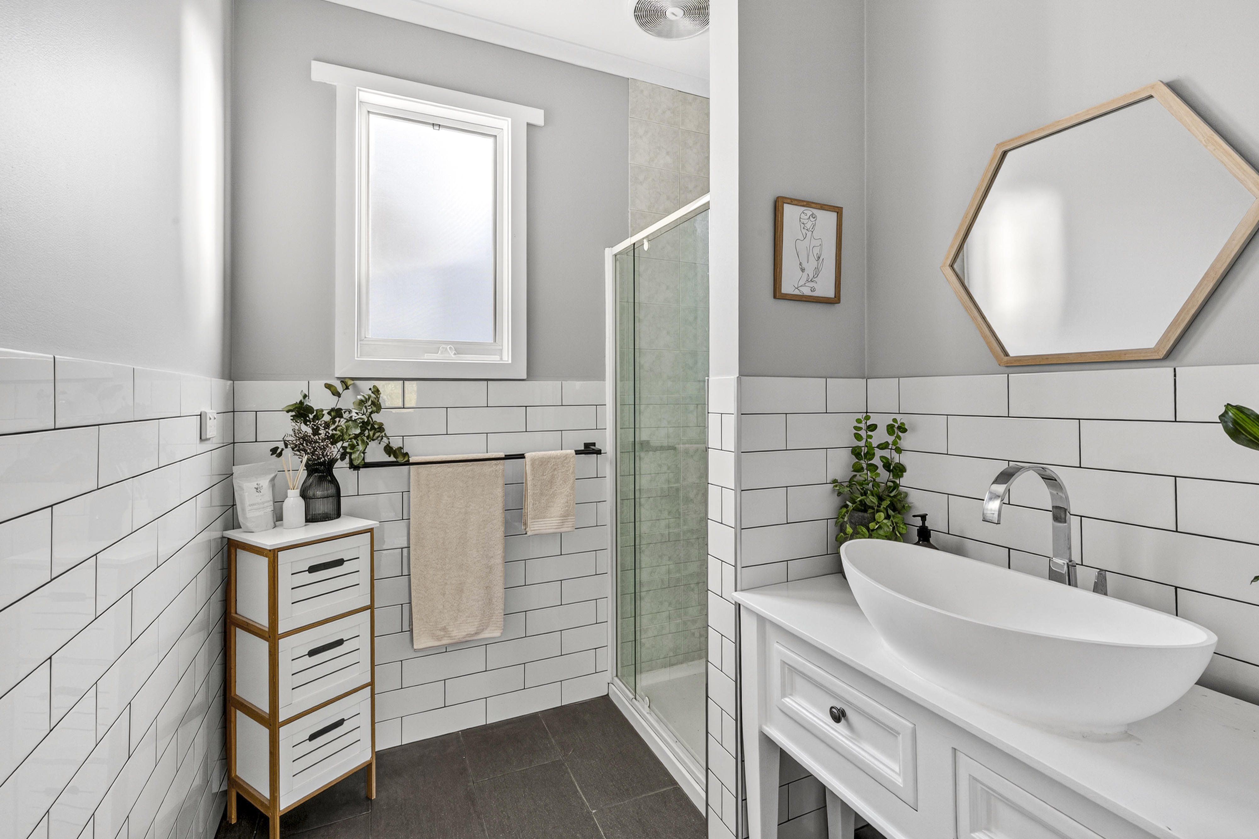 21-23 BARRABOOL CRESCENT, Leopold VIC 3224 - Image 1