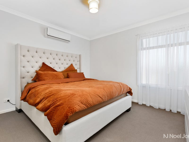 6 Peter Street, Croydon South, VIC 3136 - Image 1