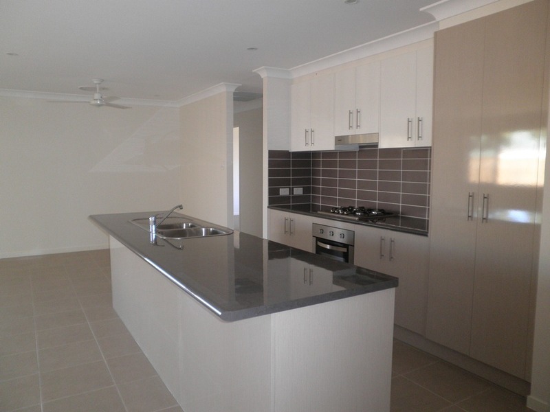 16 Pilkington Street, Koongal, QLD 4701 - Image 4