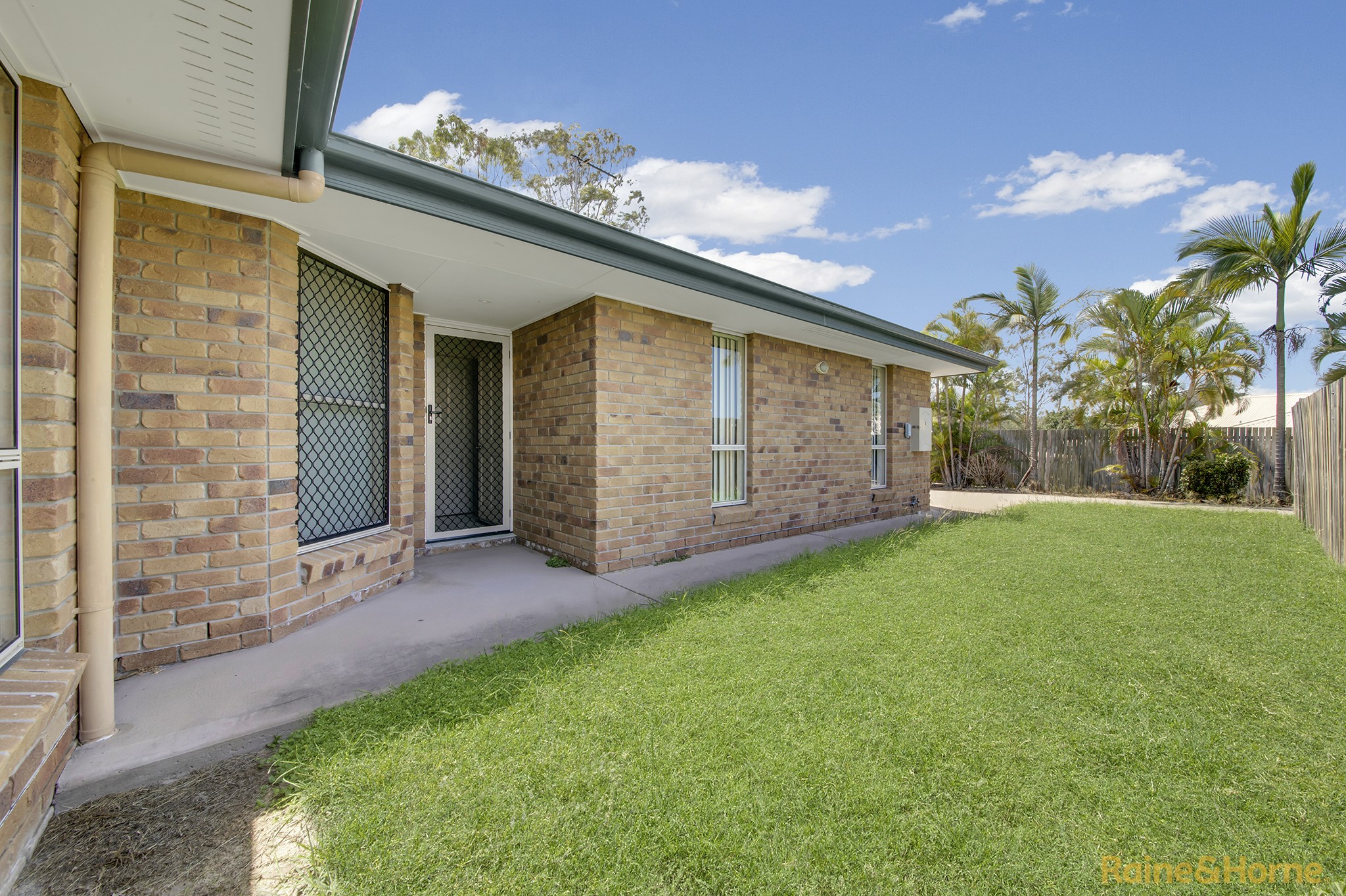 3-bedroom unit at 2/20 Reinaerhoff Crescent, Glen Eden, QLD 4680, Gladstone, Queensland