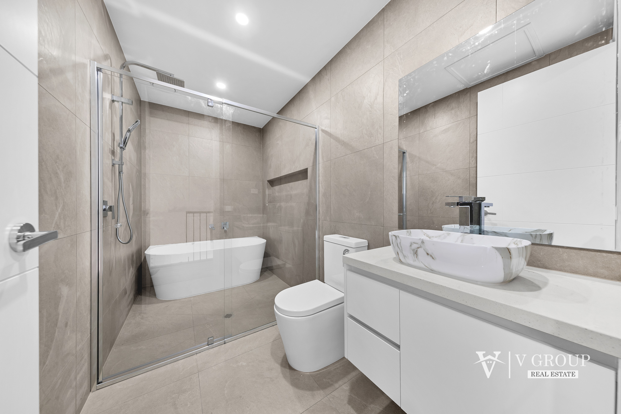 3-bedroom unit at 3/20 Featherpark Way, Craigieburn, VIC 3064, Hume, Victoria