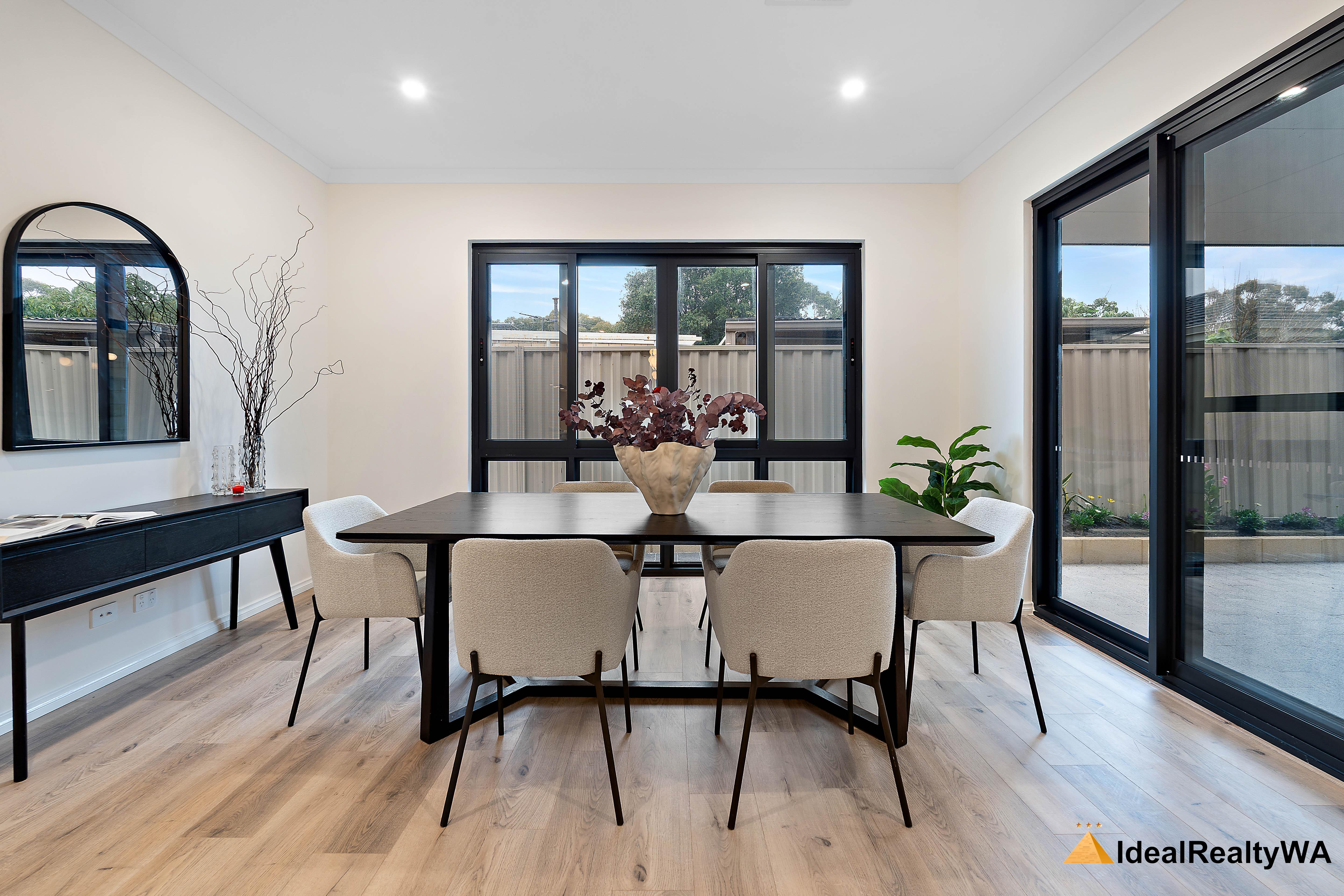 23 & 25 Glengarry Street, Parkwood, Wa, 6147 - Image 4