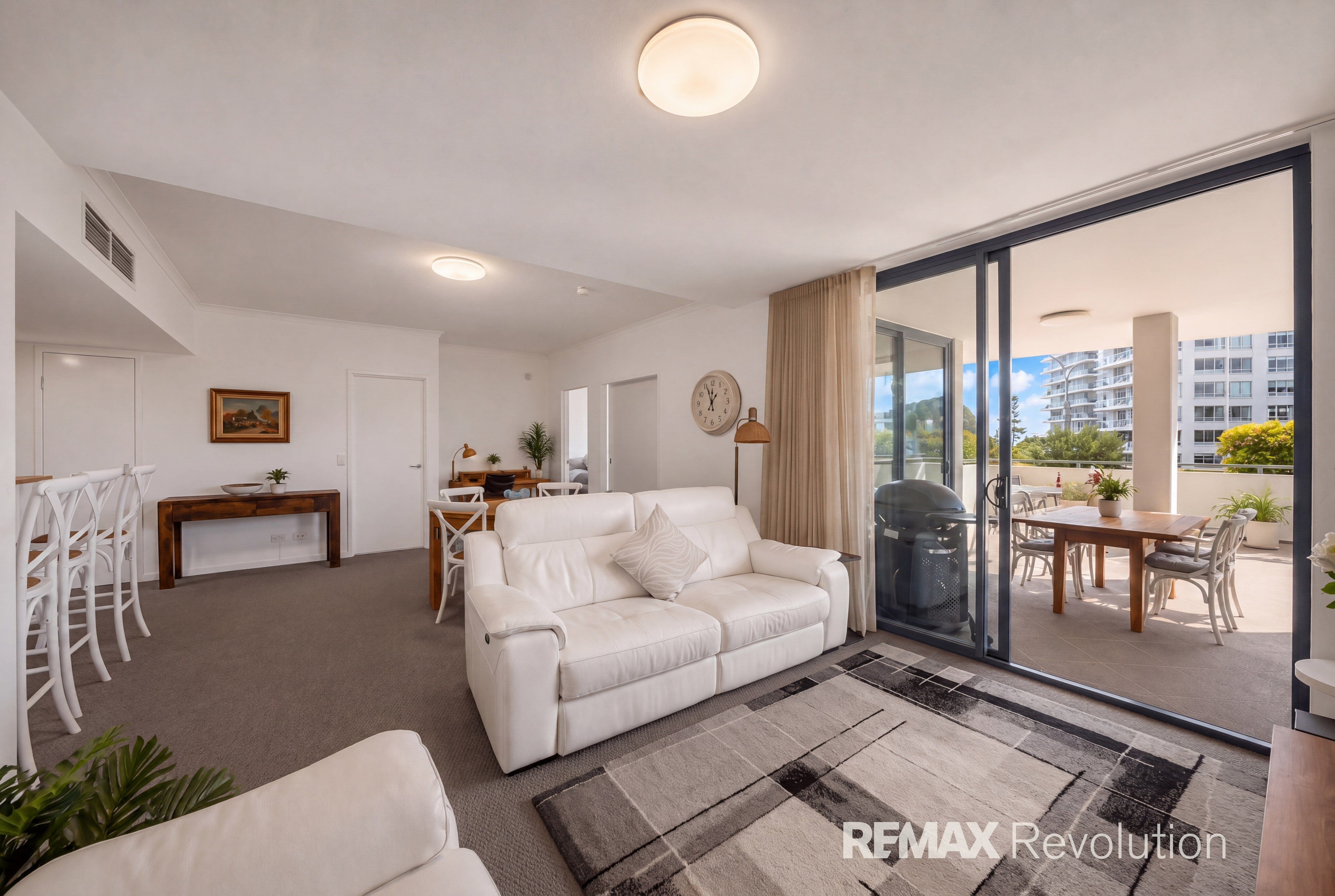 1006 1 OCEAN STREET, BURLEIGH HEADS QLD 4220 - Image 9