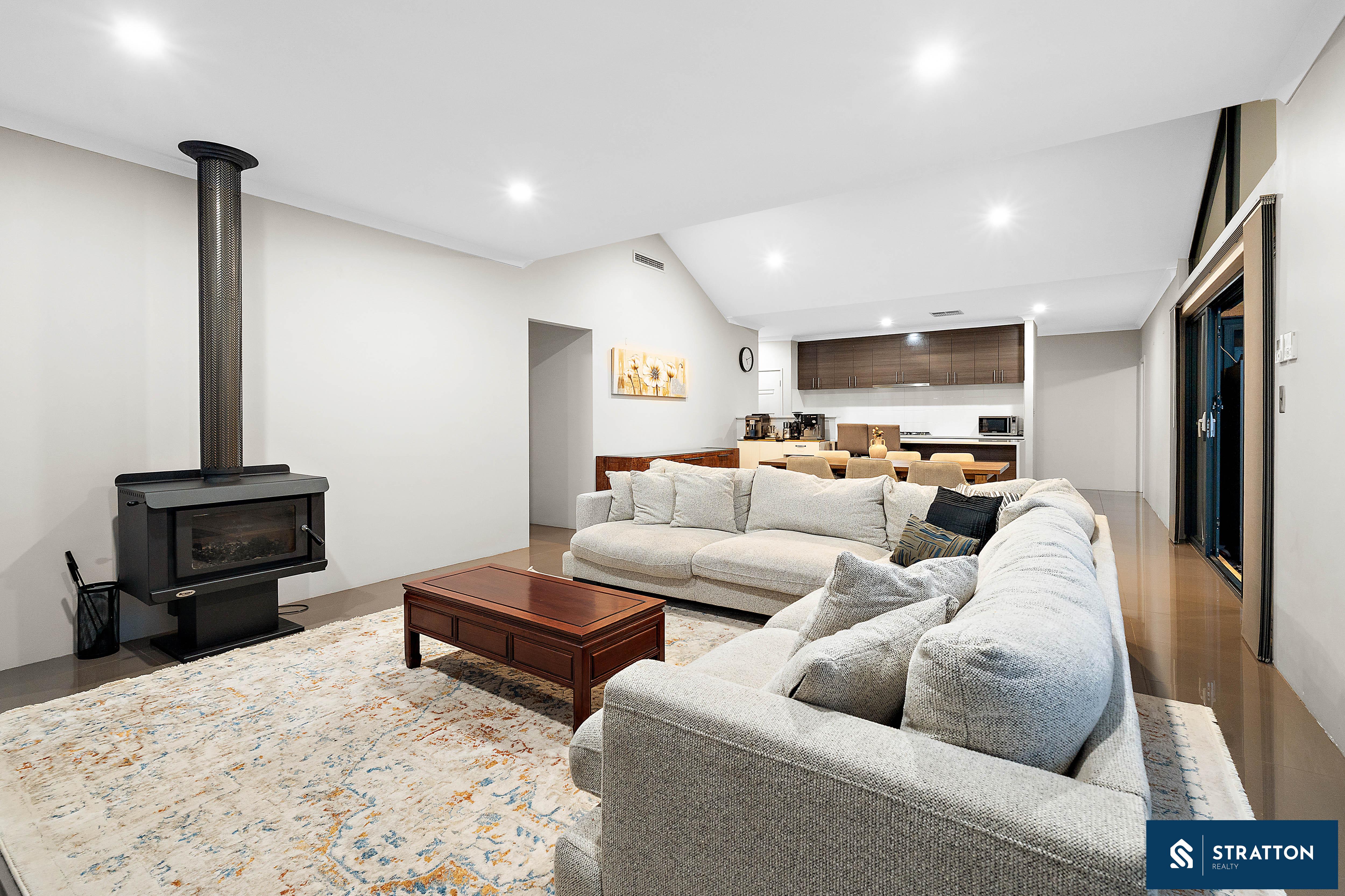 14 TRUMPET STREET, Southern River WA 6110 - Image 10
