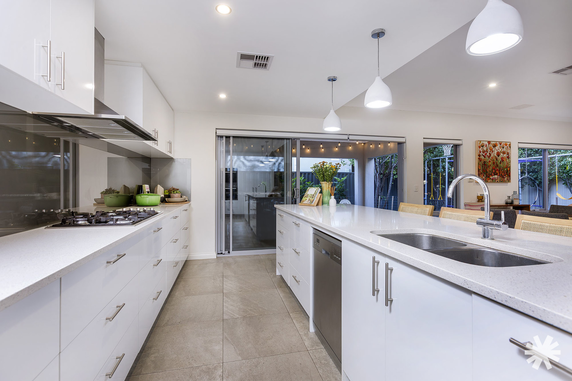 80 ARMADALE ROAD, Rivervale WA 6103 - Image 8