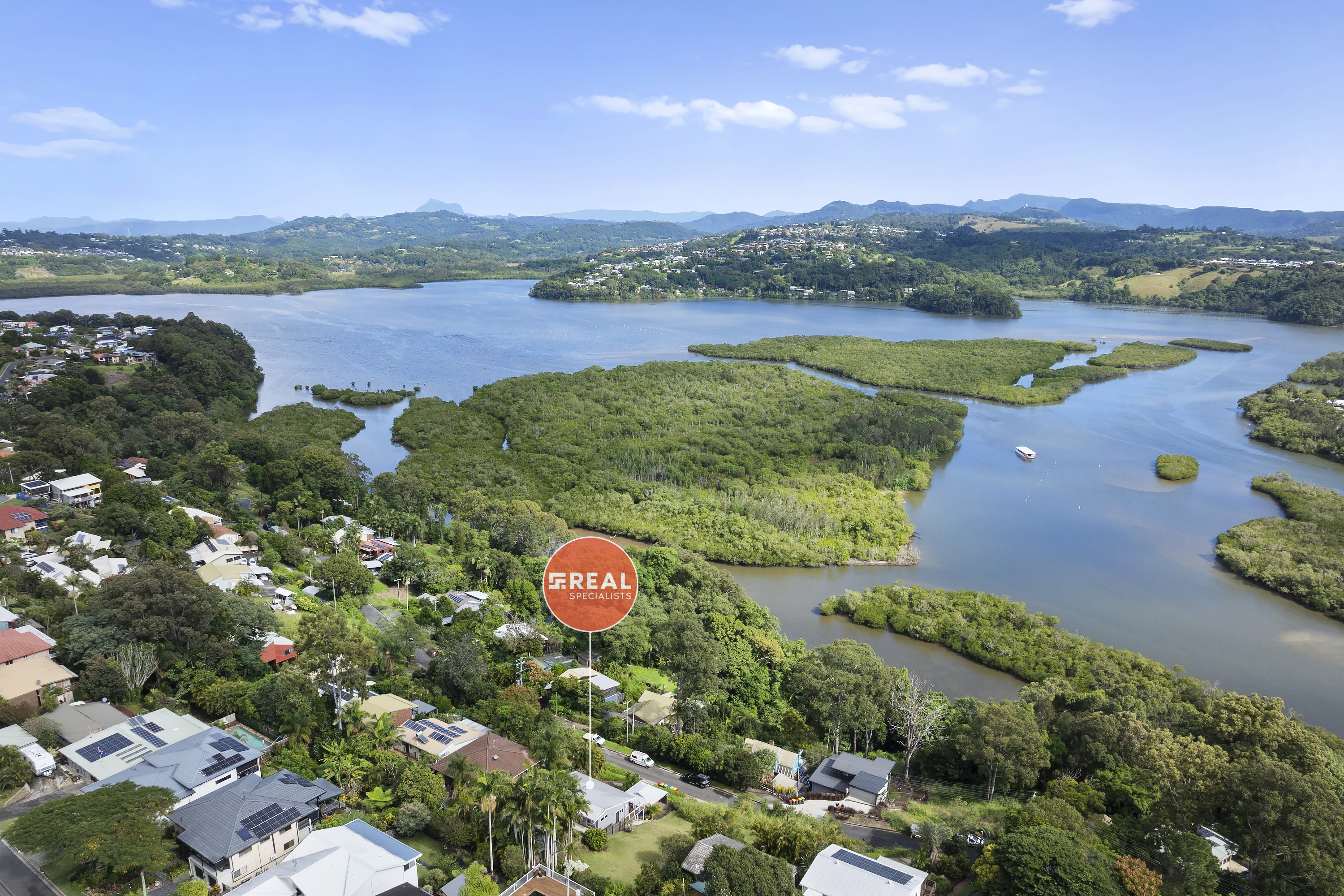 15 Lakeview Parade, Tweed Heads South, NSW 2486 - Image 5