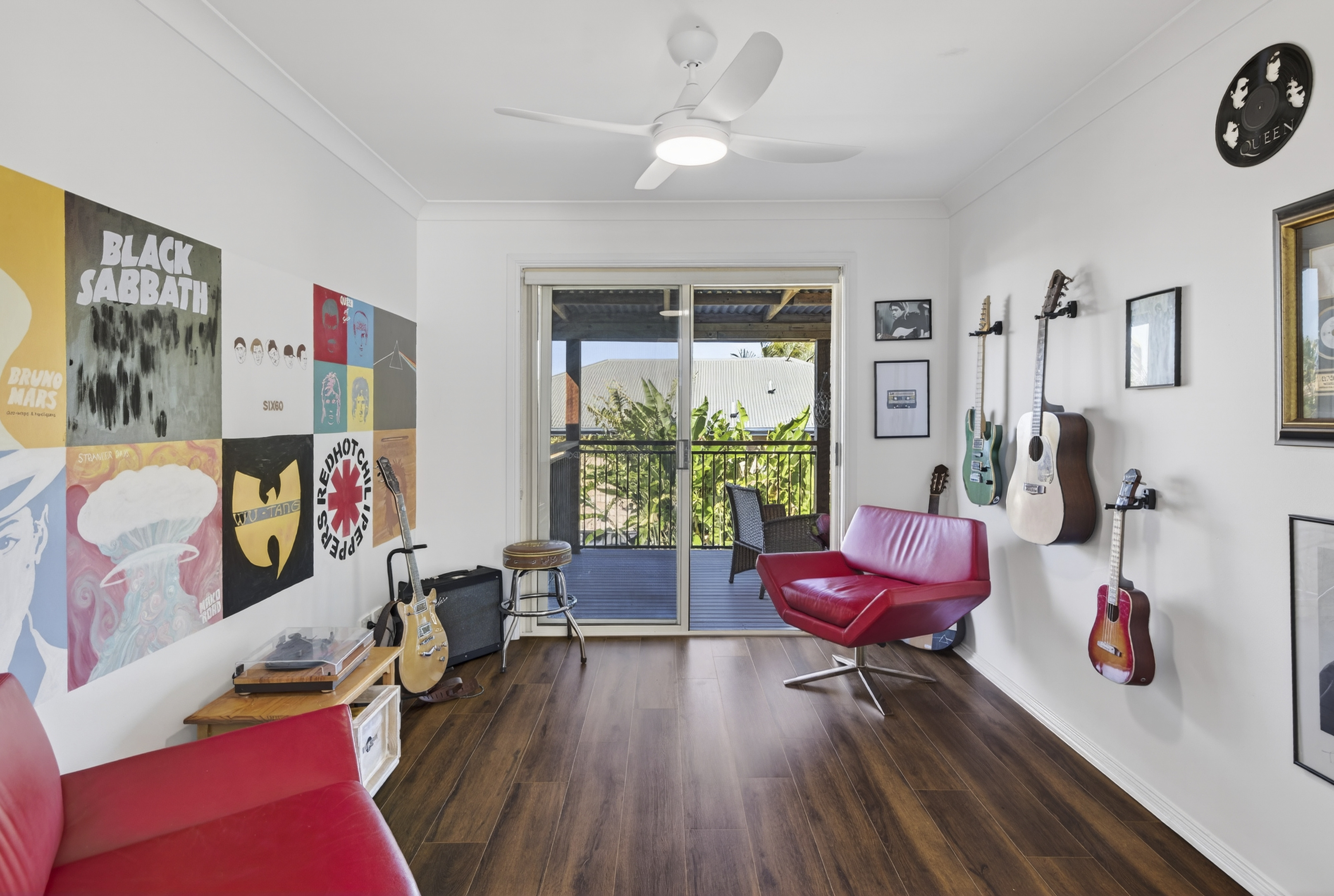 5-bedroom house at 17 Paranka Drive North, Cleveland, Qld, 4163, Redland, Queensland