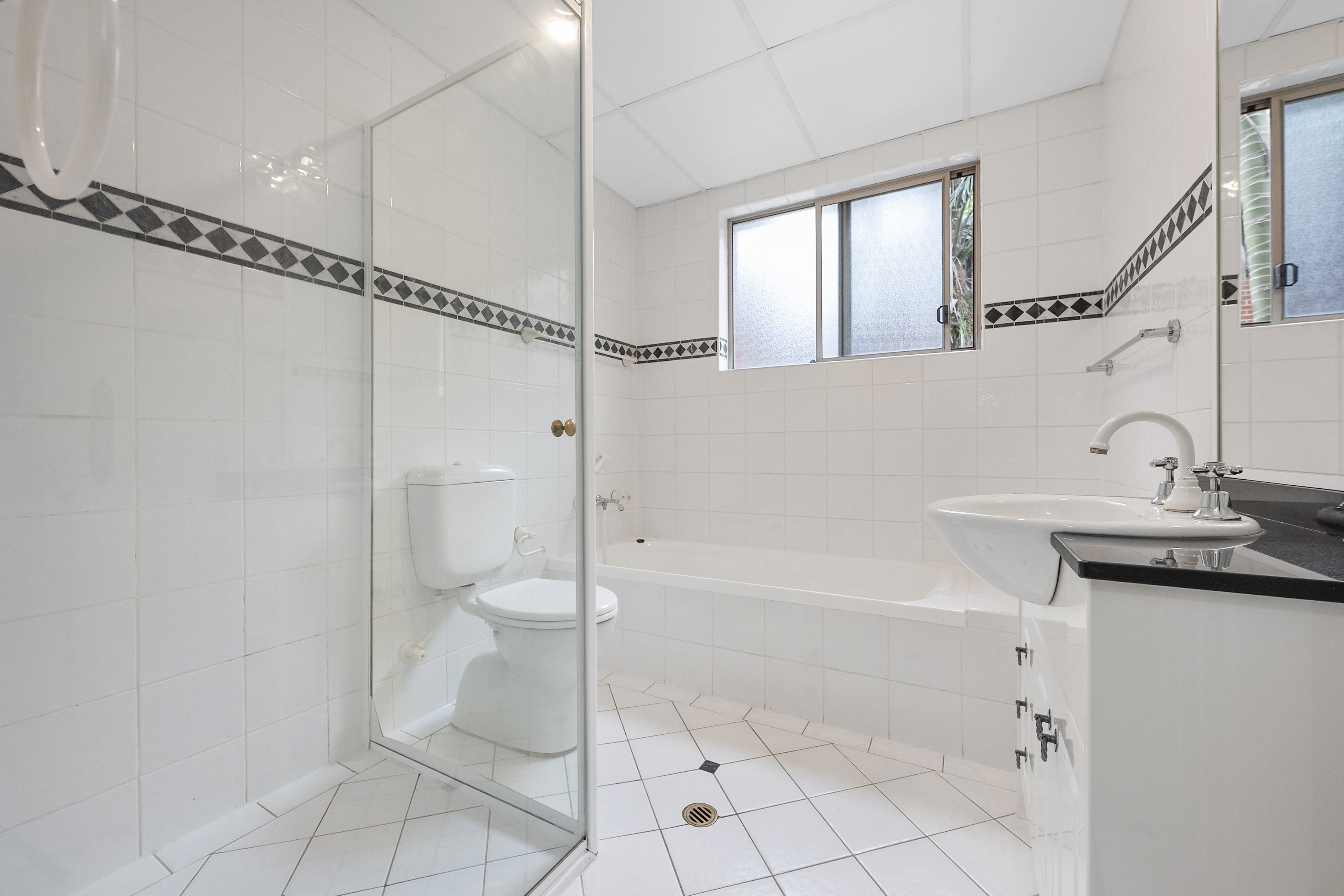 8/23-25 Burdett Street, Hornsby, NSW 2077 - Image 8