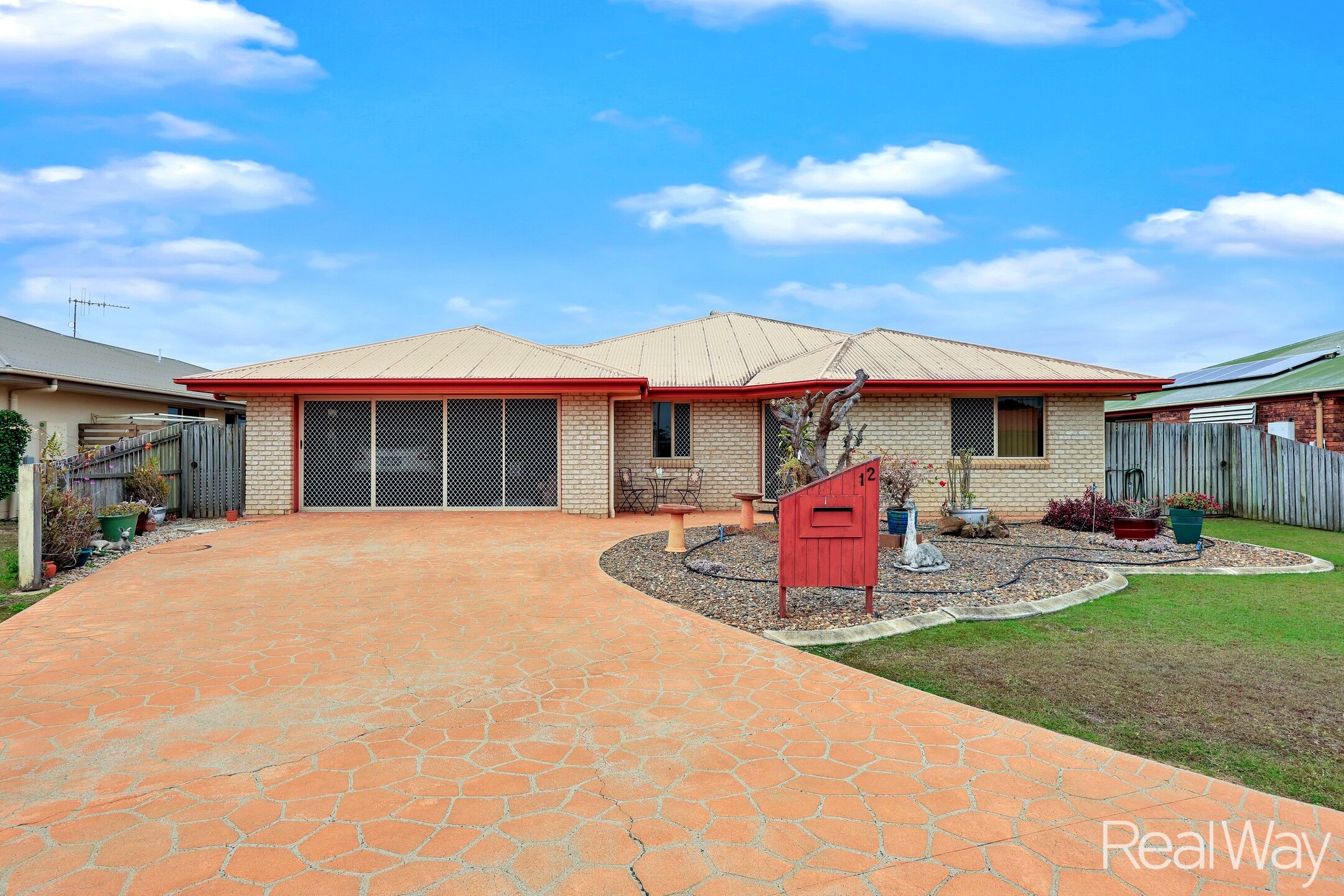12 PORRAS COURT, Avenell Heights QLD 4670 - Image 1