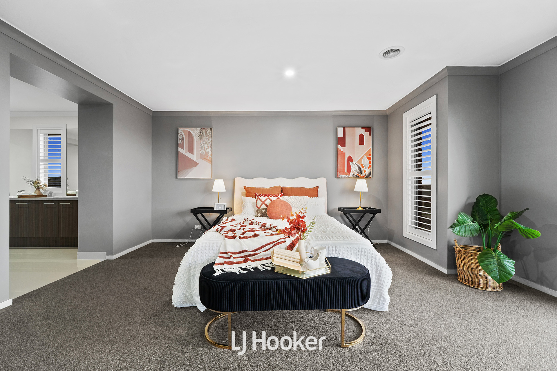 32 Rathberry Circuit, Clyde North, VIC 3978 - Image 1